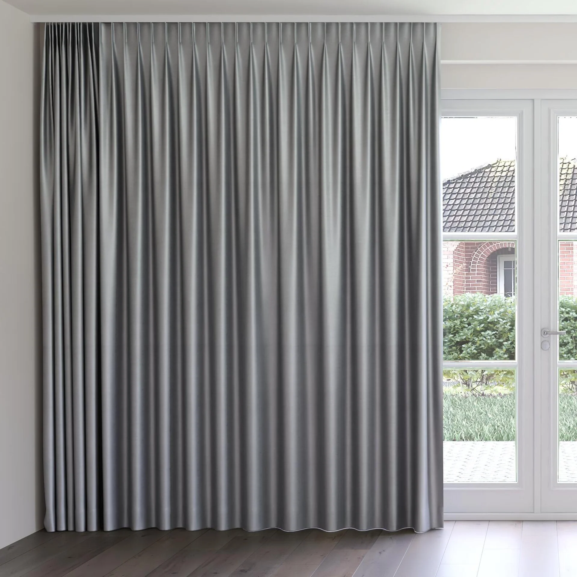 Front view of Mont Blanc Ash, on curtain rail