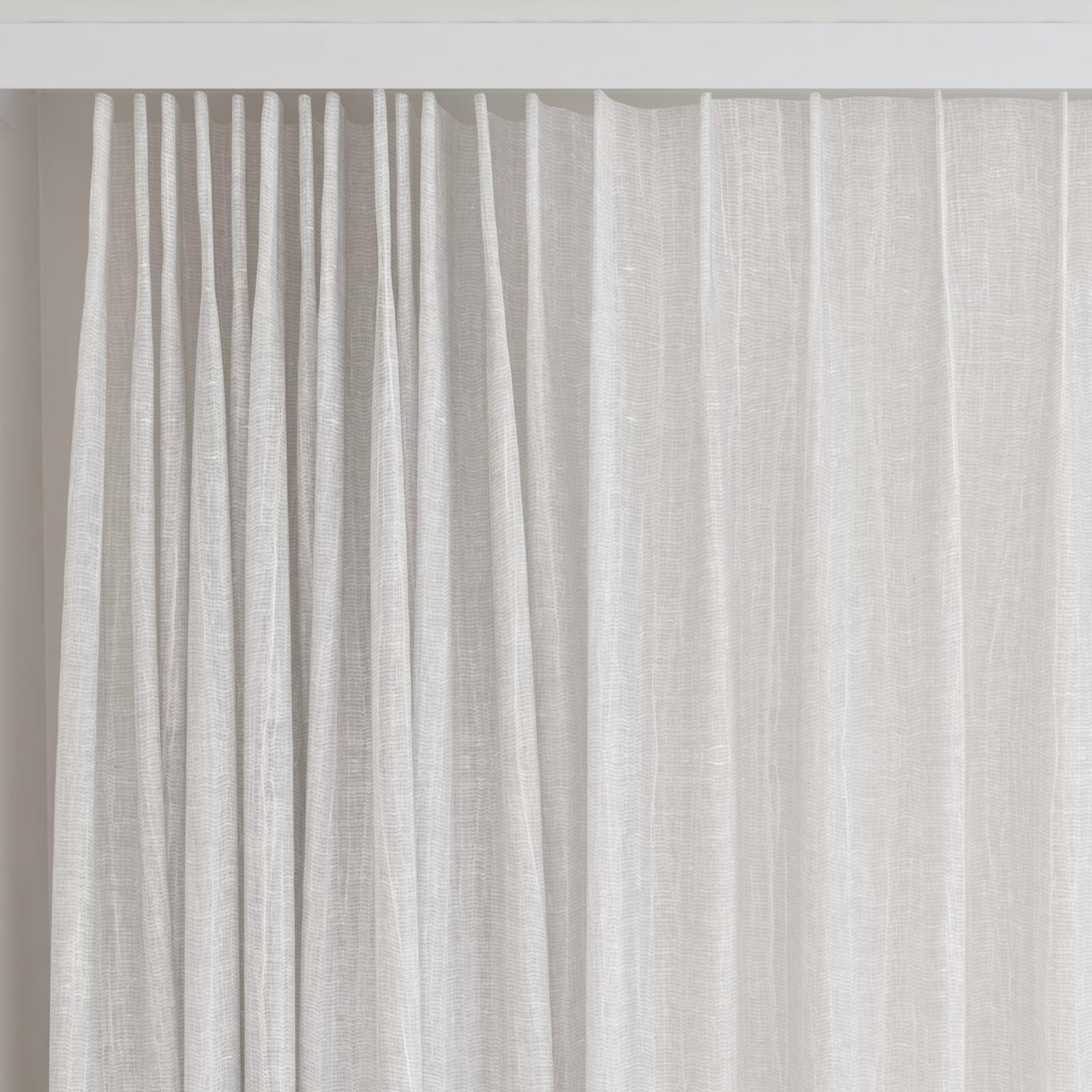 Top view of Sonata Dawn, on curtain rail