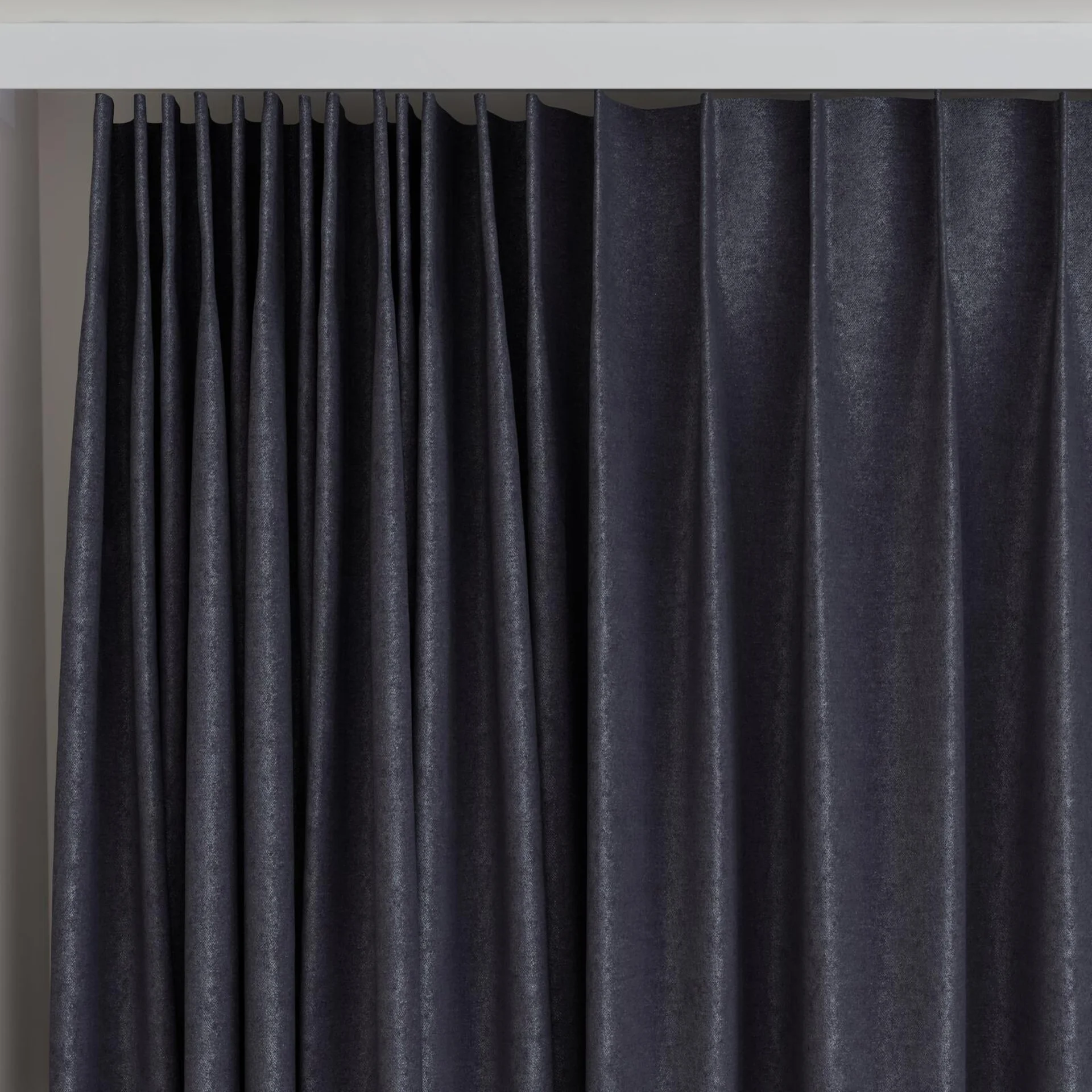 Top view of Drama Pewter, on curtain rail