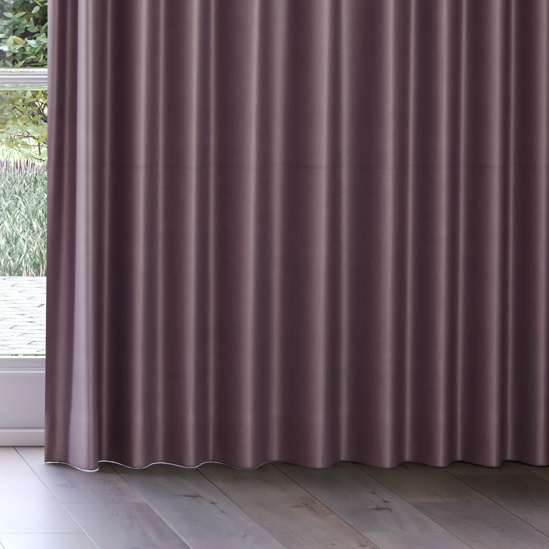 Bottom view of Warlock Mauve, on curtain rail