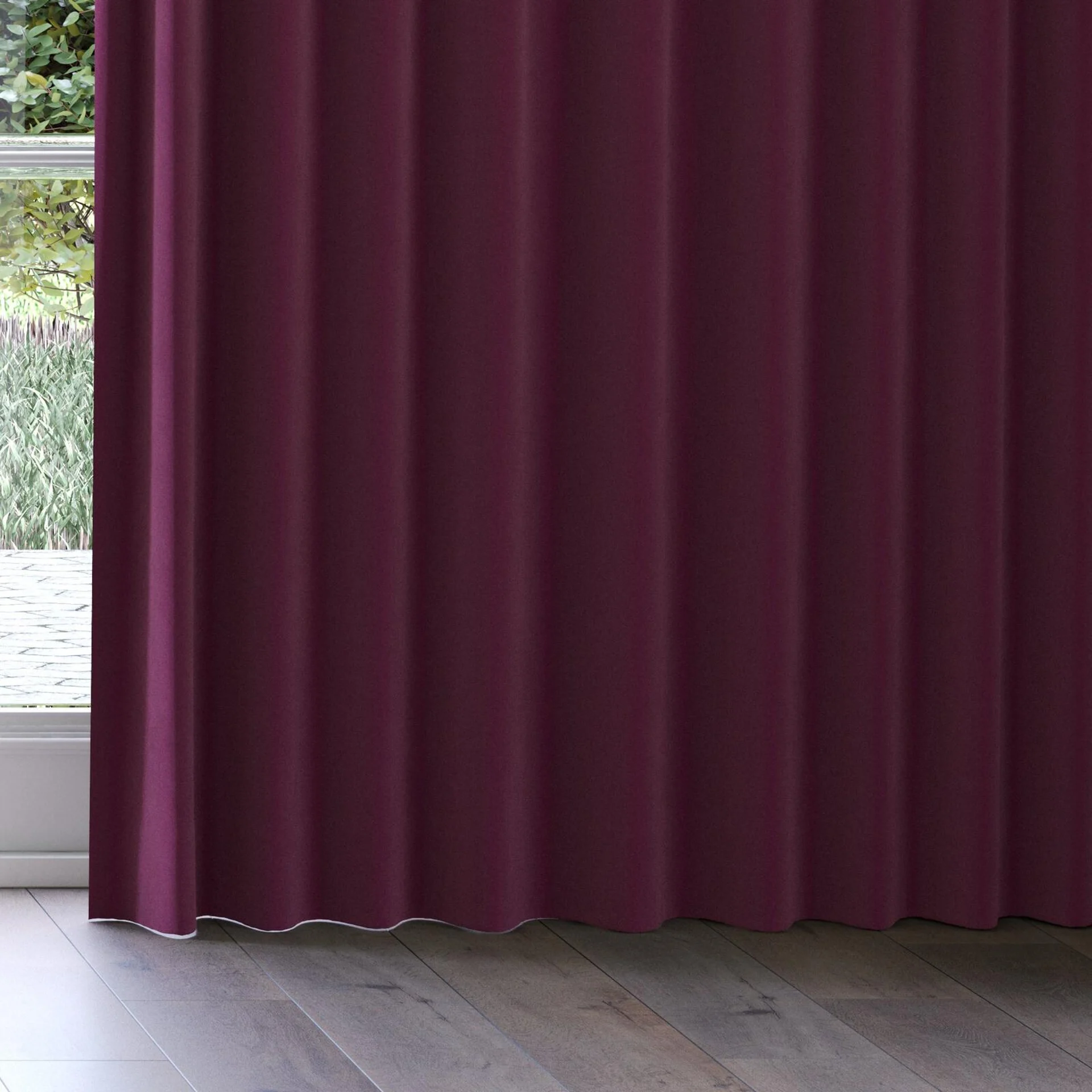 Bottom view of Vienna Empire, on curtain rail