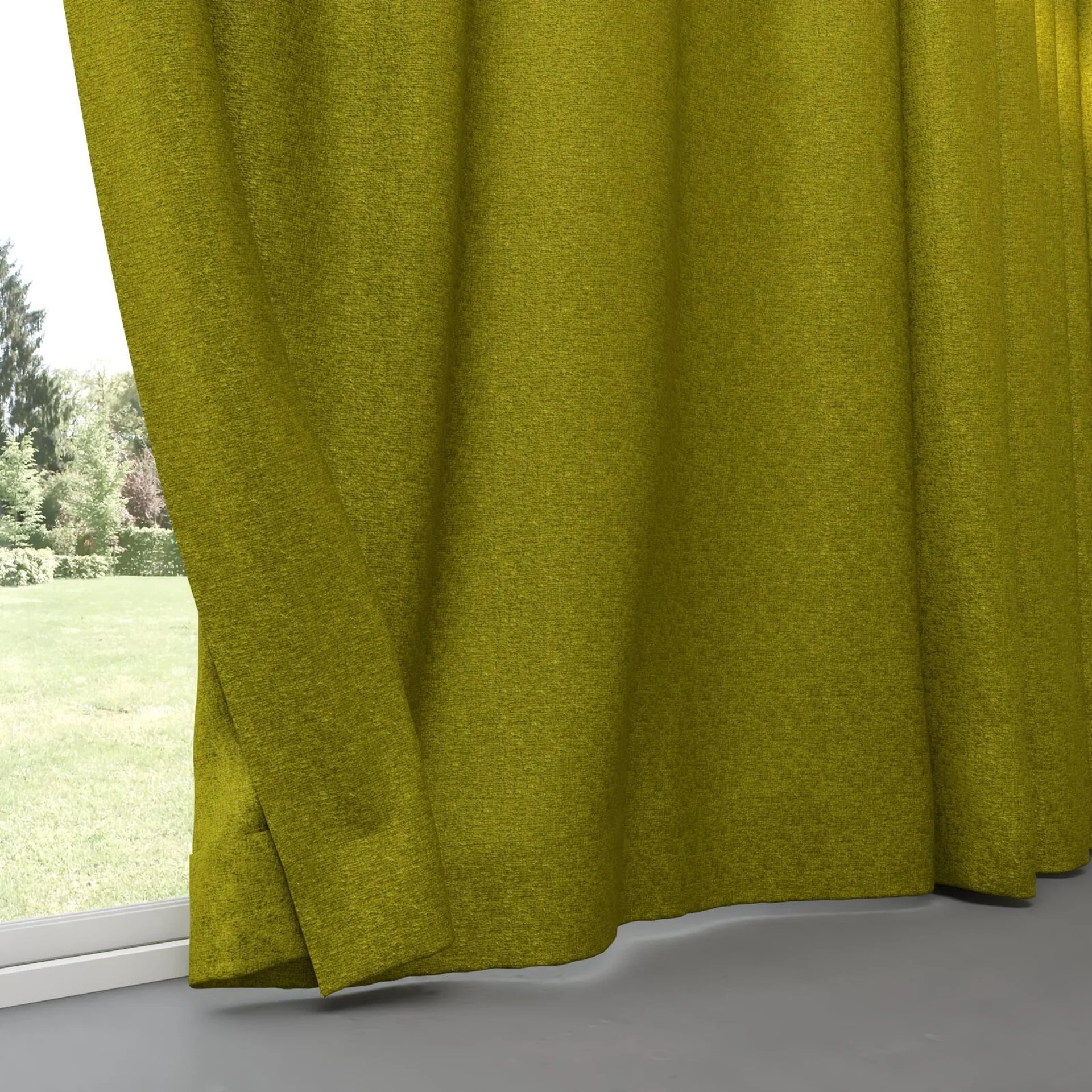 Bottom view of Monsieur Grass, pinch pleat