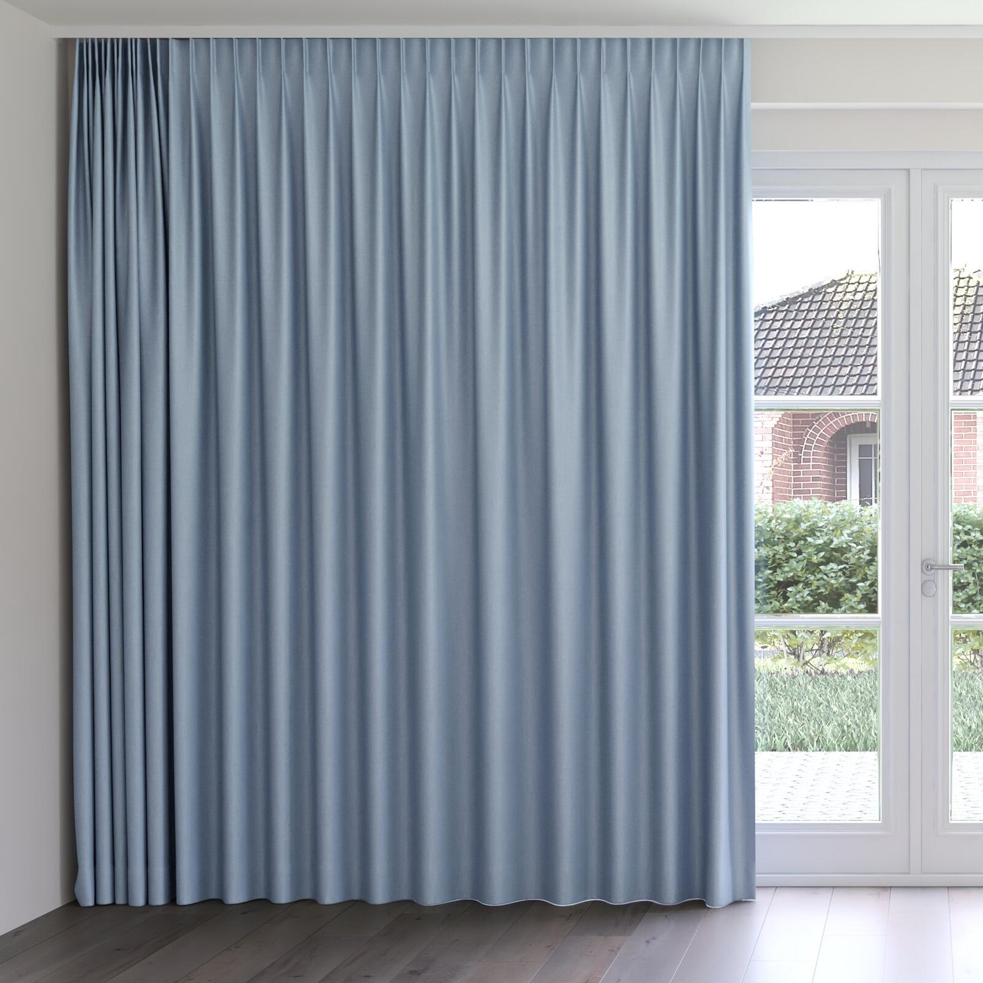 Front view of Tonga Spa, on curtain rail