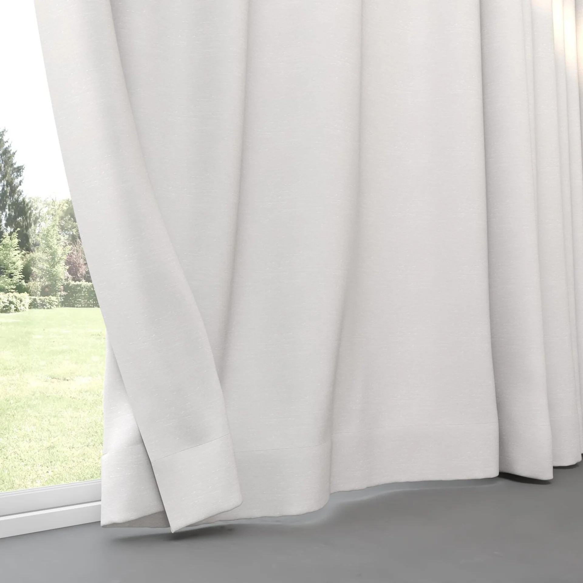 Bottom view of Maharaja II Blanc, pinch pleat