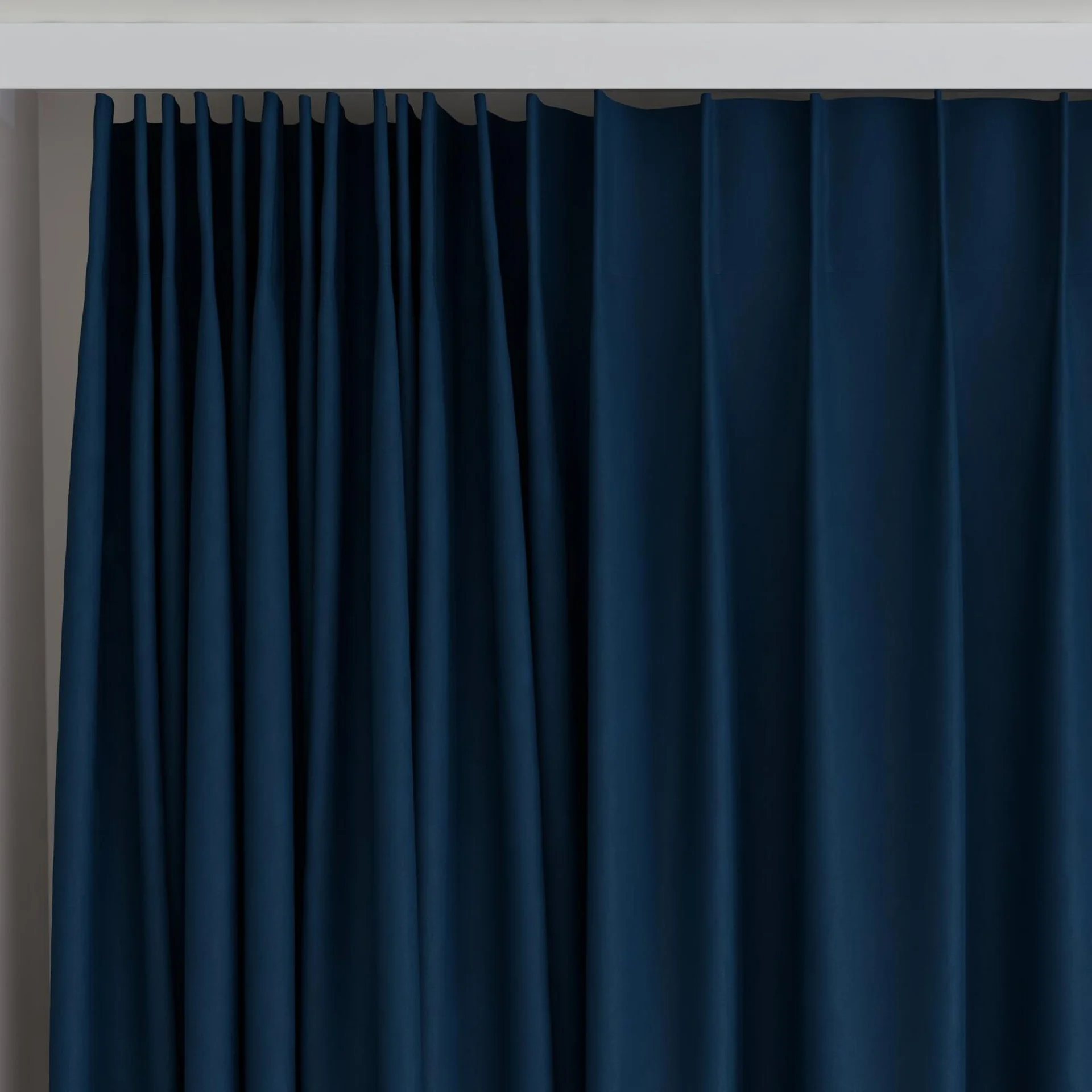 Top view of Vela Petrol, on curtain rail
