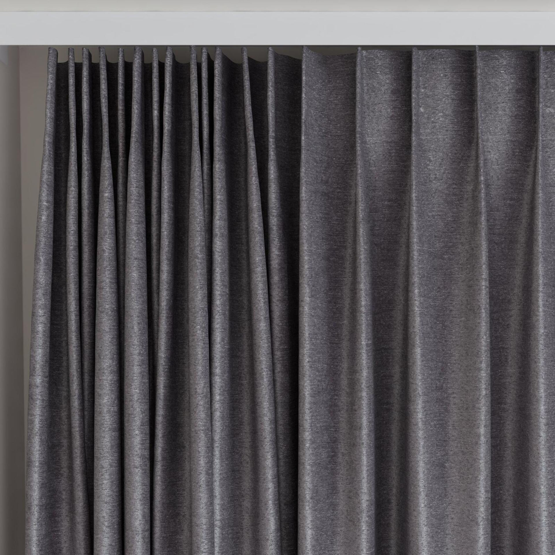 Top view of Lambada Metal, on curtain rail