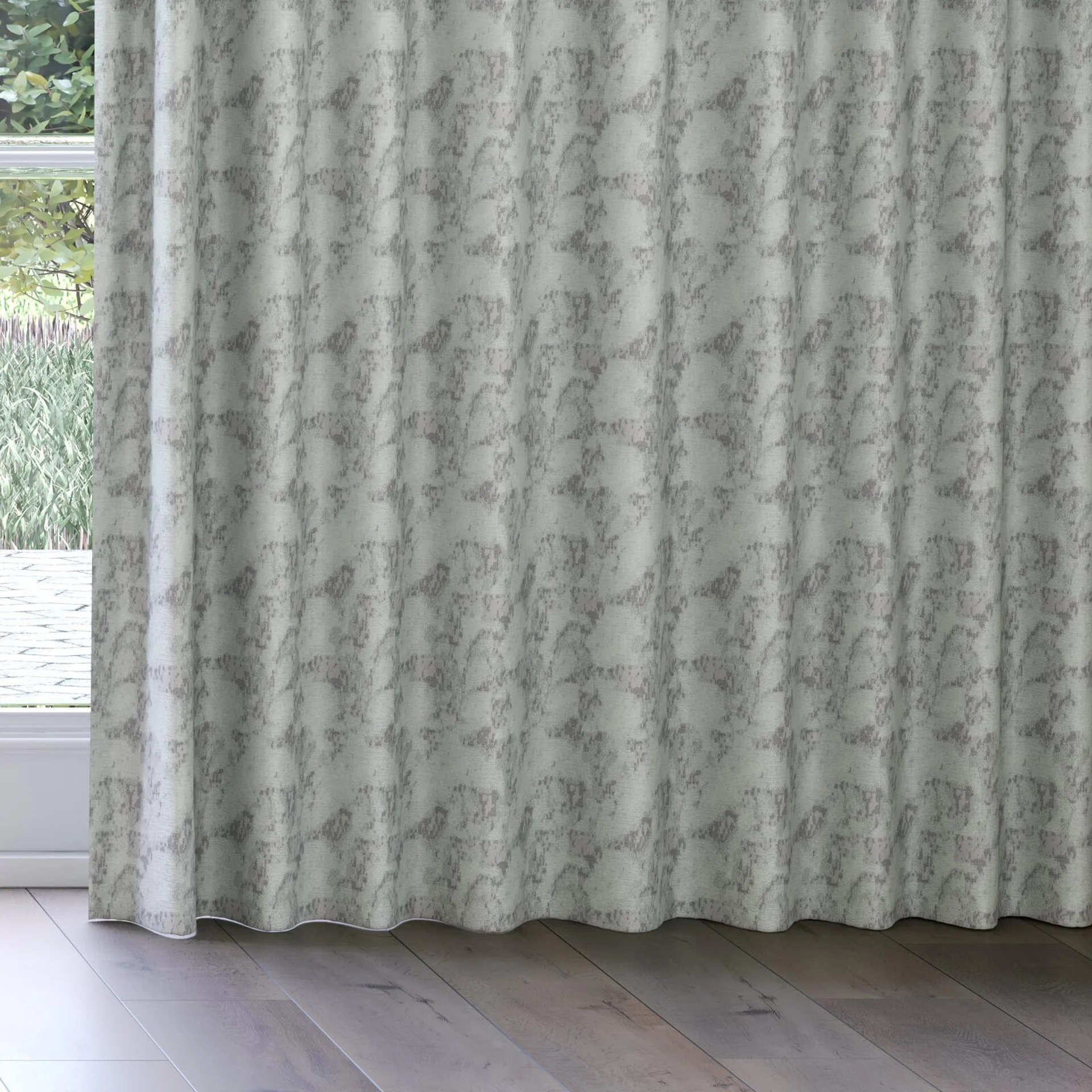 Bottom view of Lipova Dove, on curtain rail