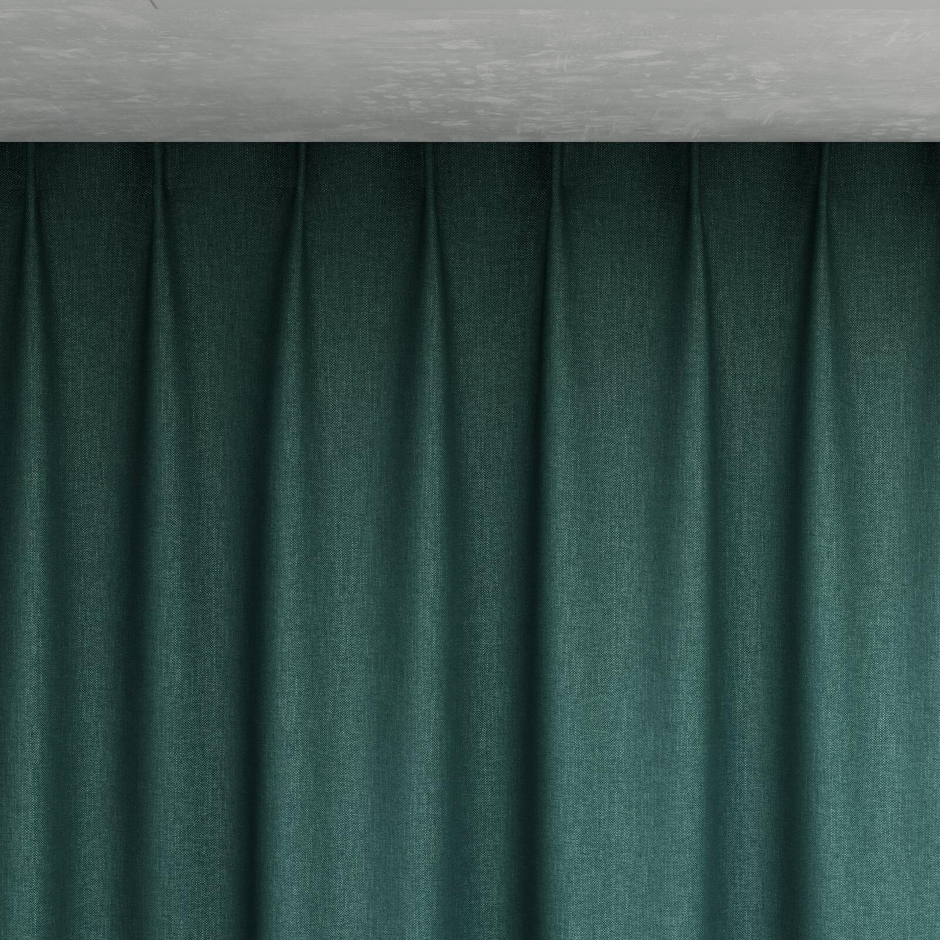 Top view of Perfecto Spruce, pinch pleat