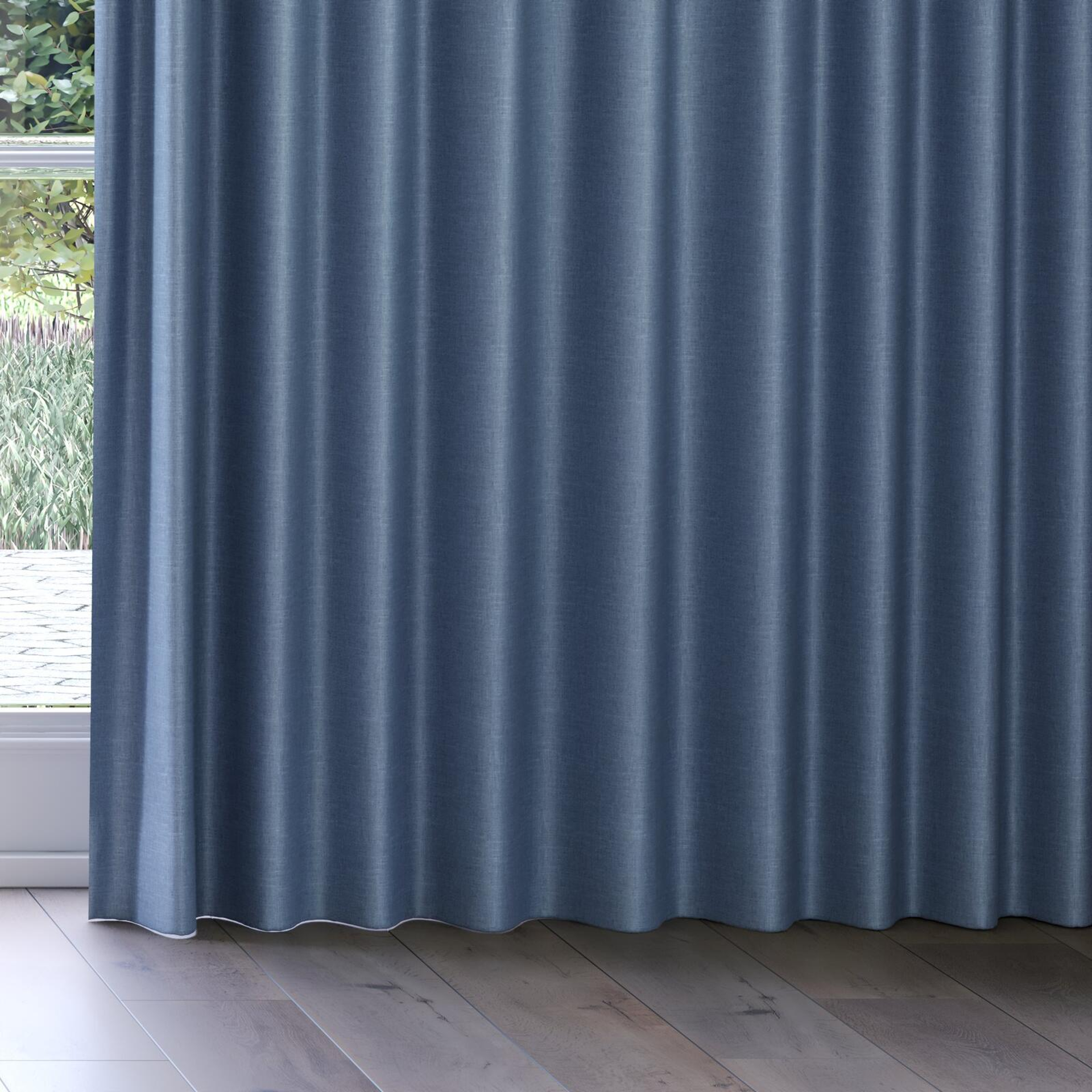 Bottom view of Tonto Horizon, on curtain rail