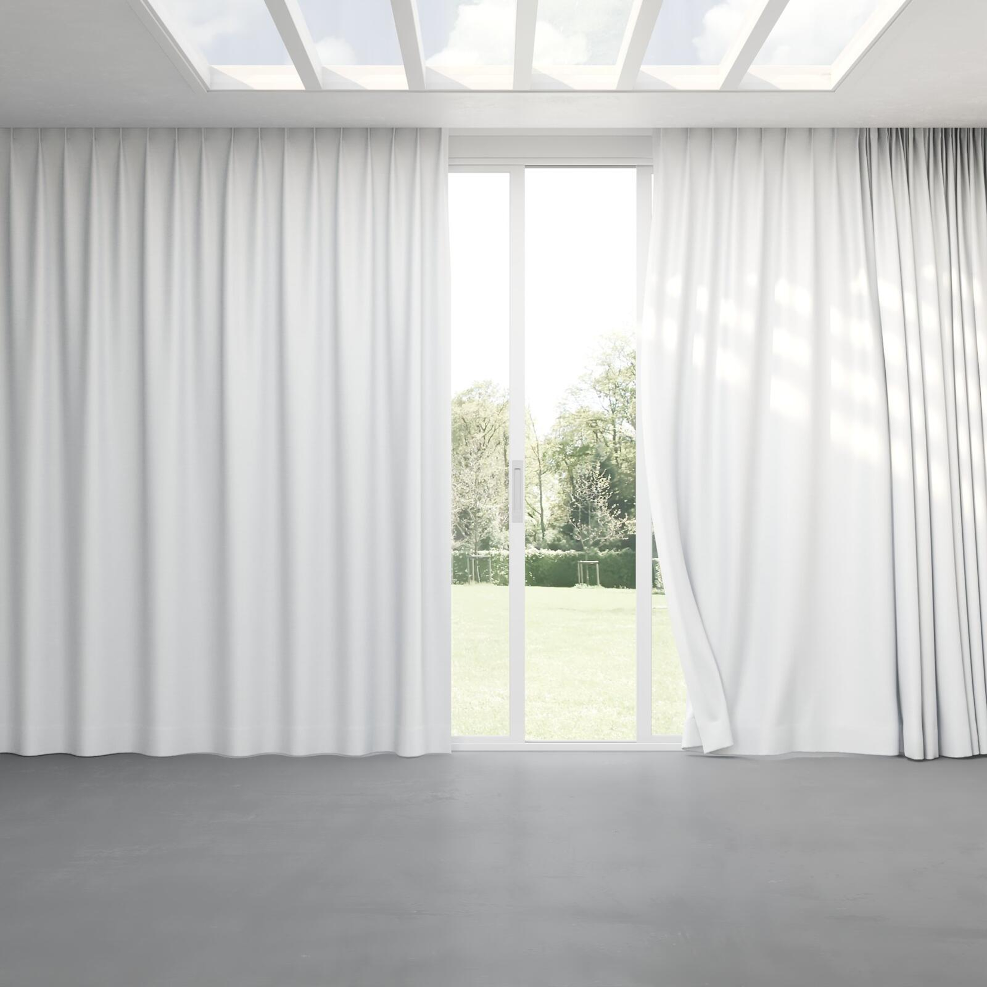 Full view of Celestial Snow, pinch pleat