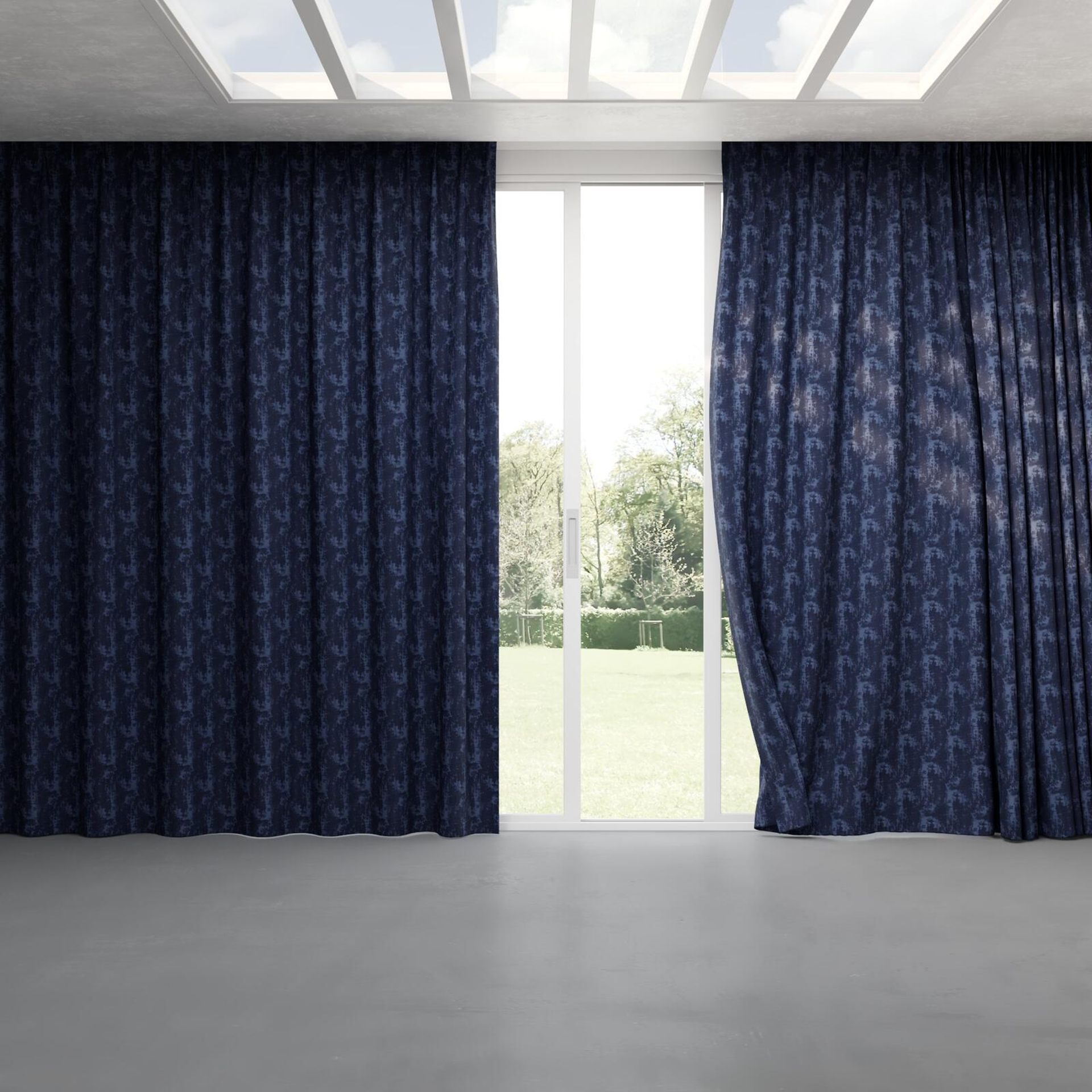 Full view of Innovation Ocean, pinch pleat