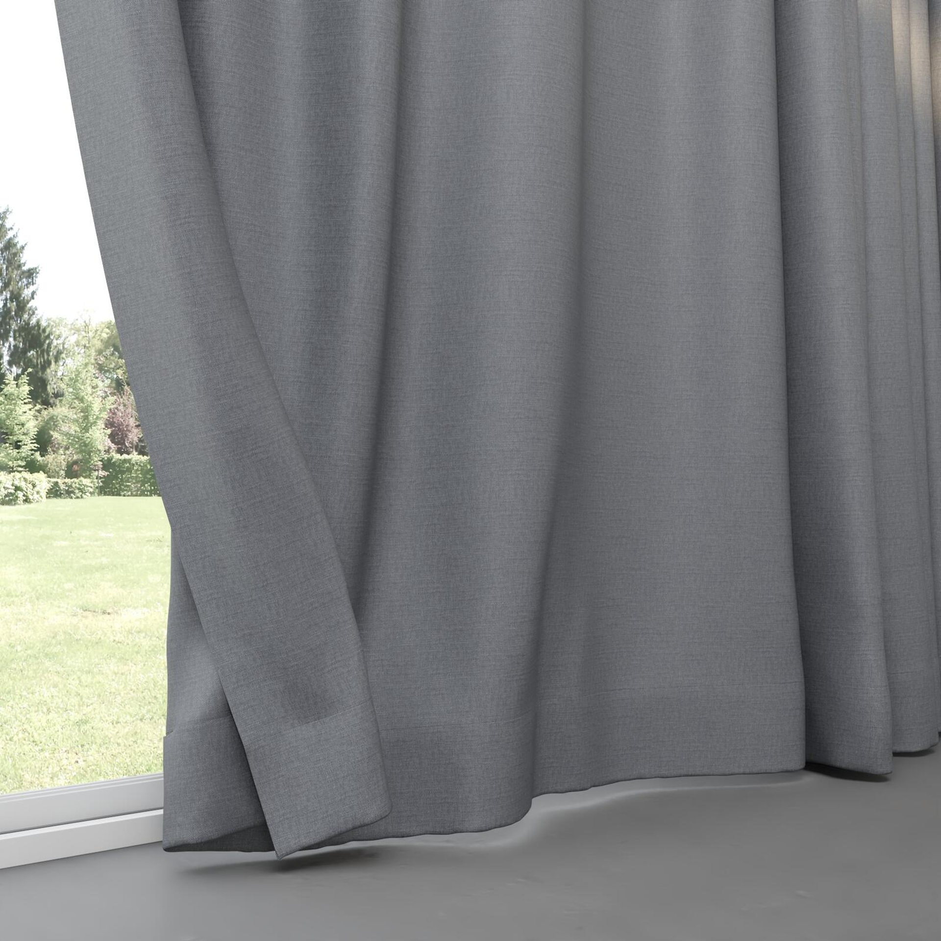Bottom view of Urban Platinum, pinch pleat