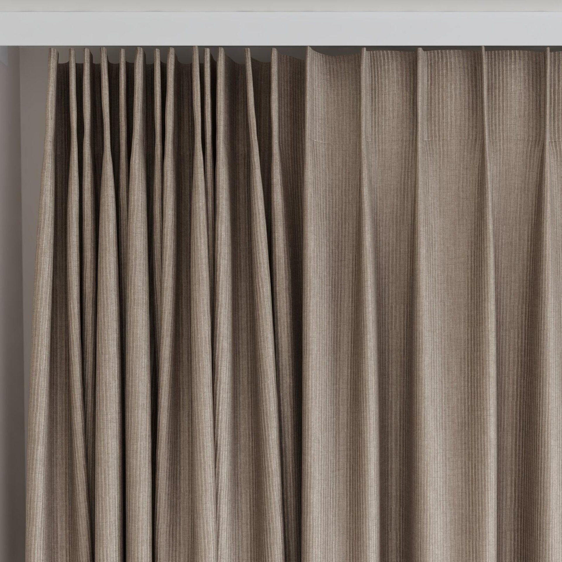 Top view of Hombre Plaza, on curtain rail