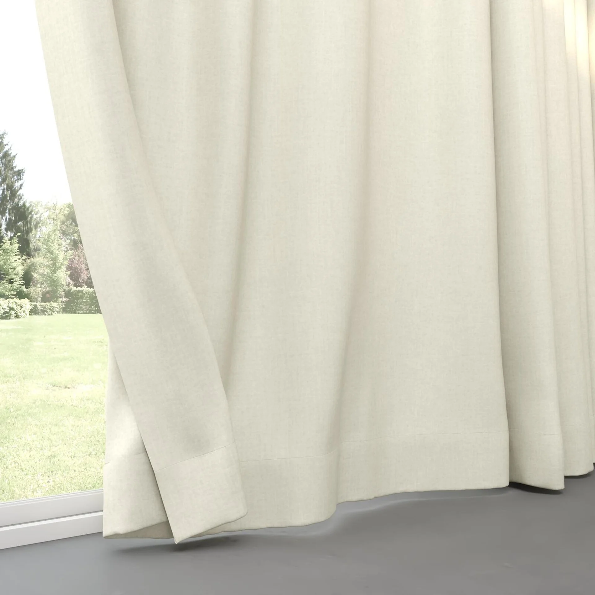 Bottom view of Cushy Wool, pinch pleat