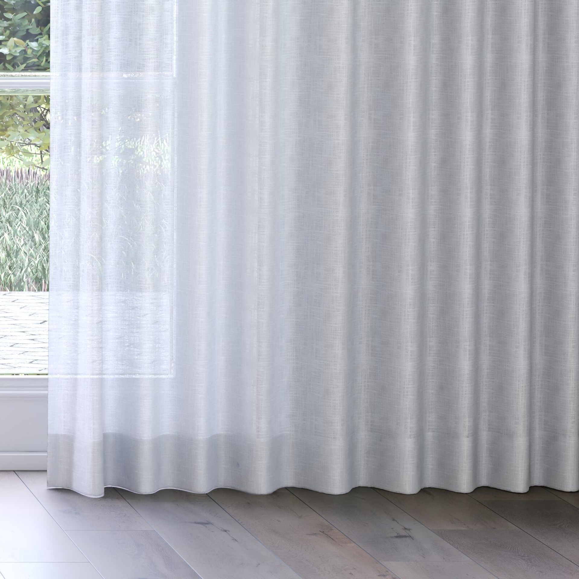 Bottom view of Charanga Sky, on curtain rail