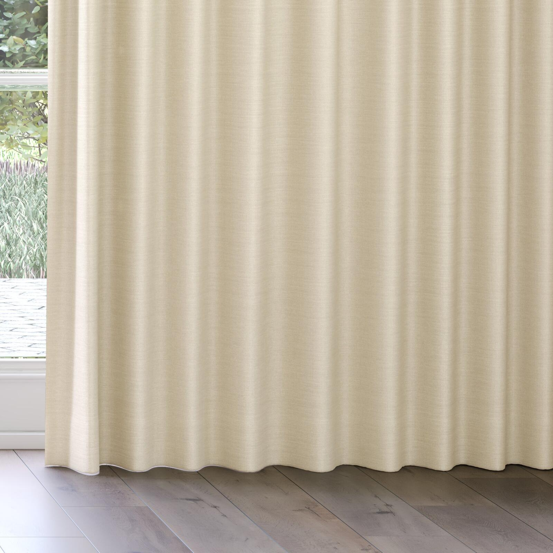 Bottom view of Linex Angora, on curtain rail