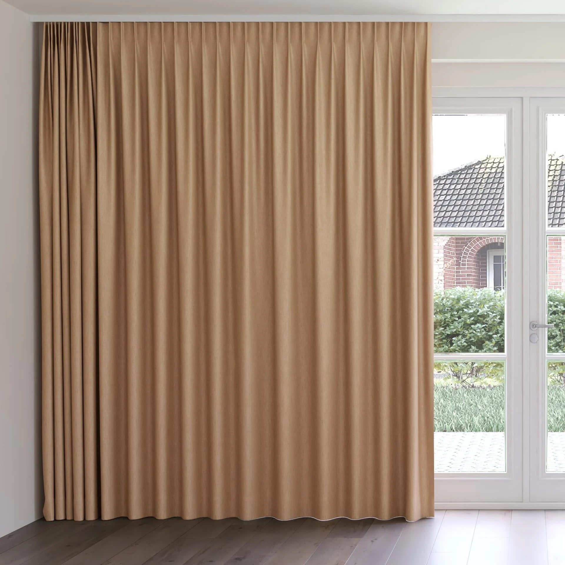 Front view of Gent Poppy, on curtain rail