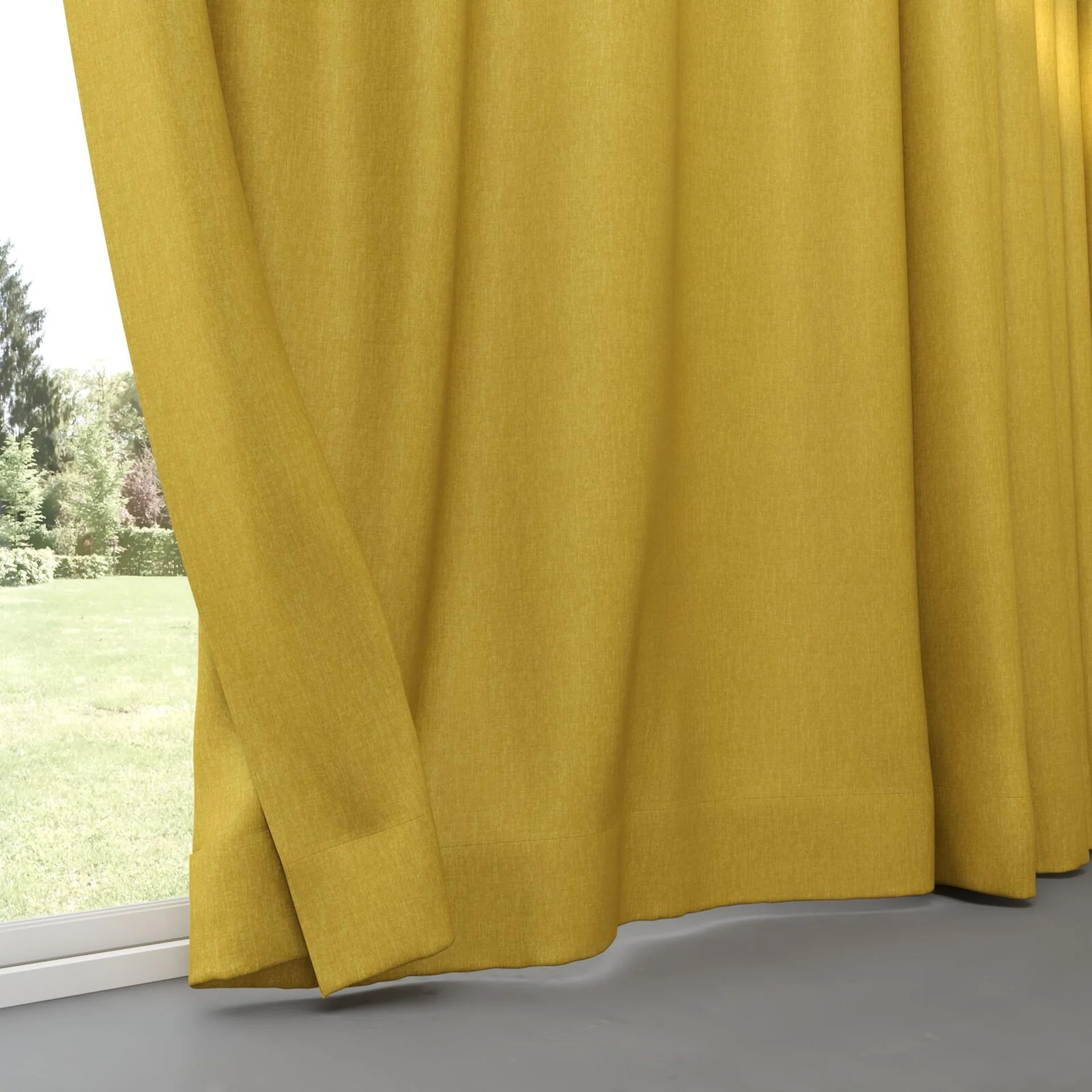 Bottom view of Kidglove Gold, pinch pleat