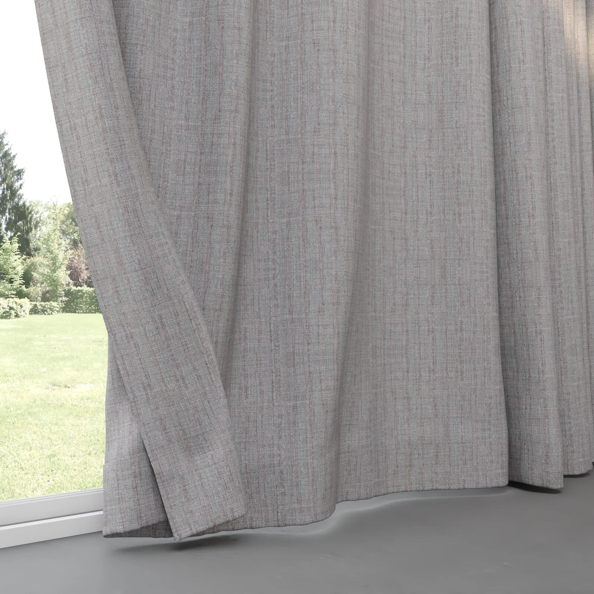 Bottom view of Iconic Silver, pinch pleat