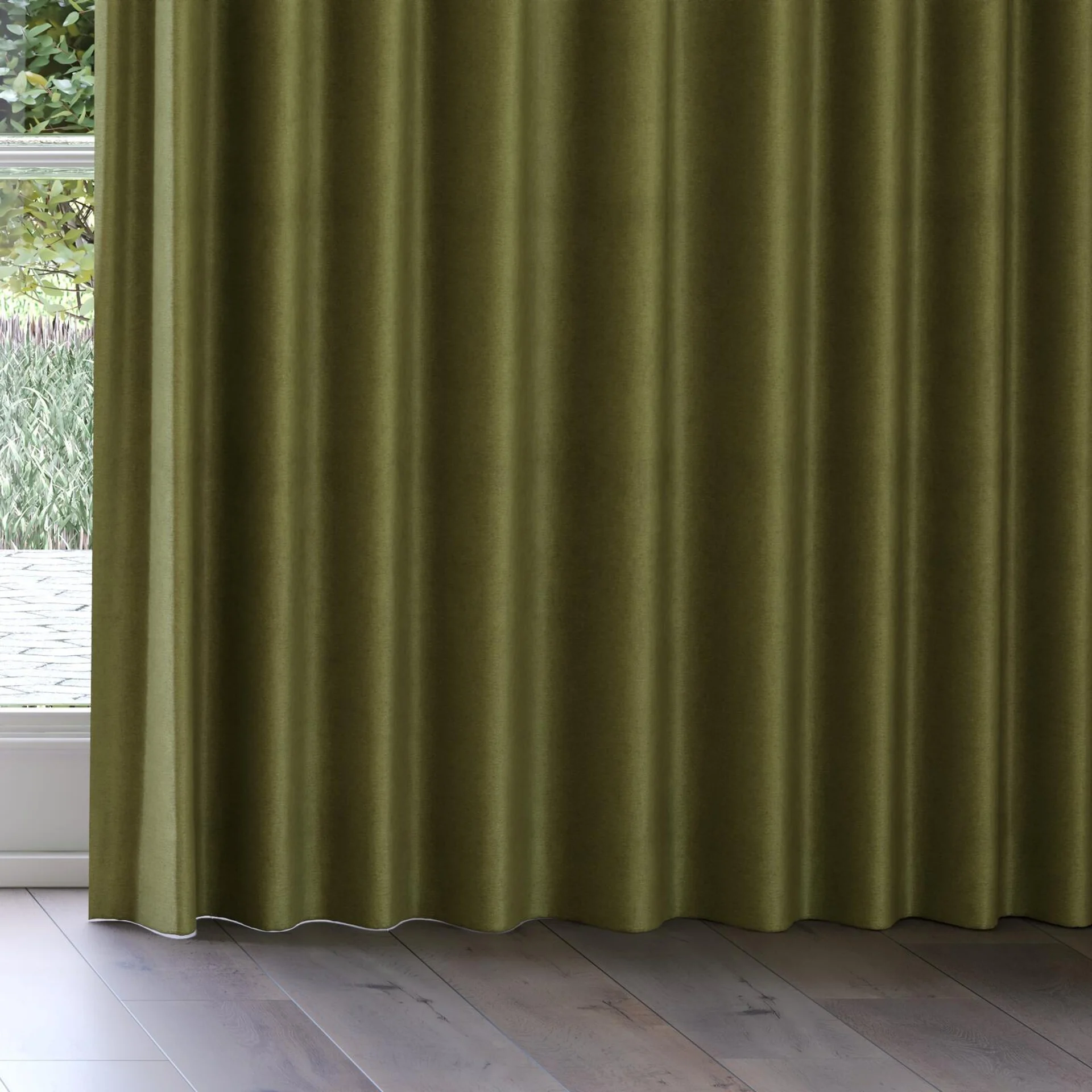 Bottom view of Baron Olive, on curtain rail