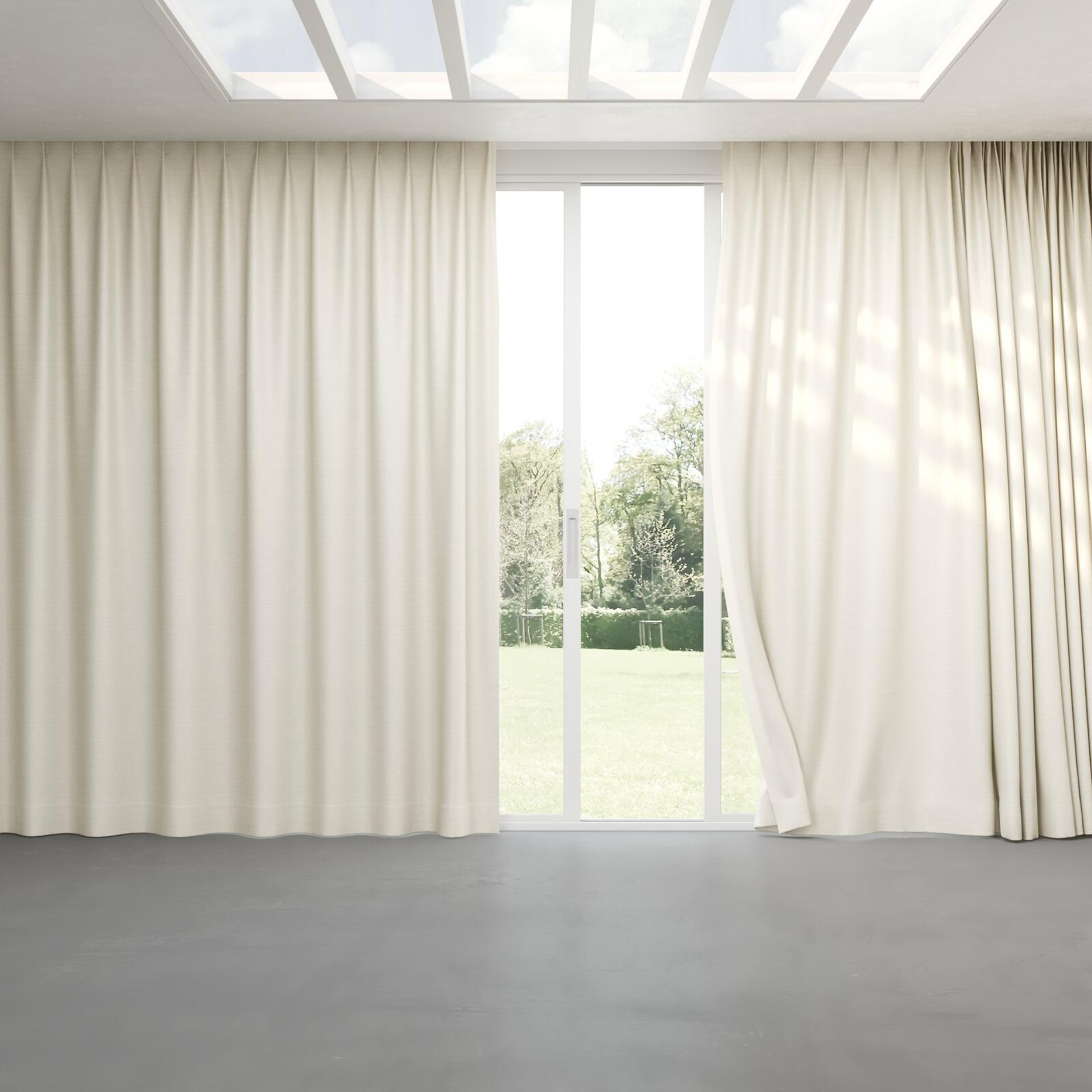 Full view of Silky Pearl, pinch pleat