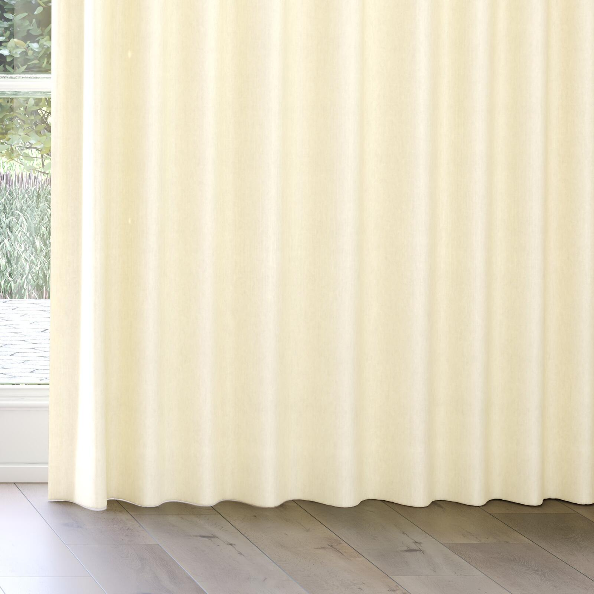 Bottom view of Rover Champagne, on curtain rail