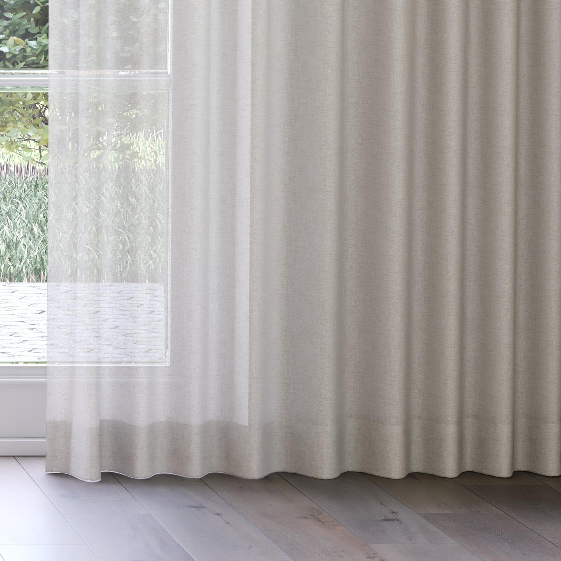 Bottom view of Rava Flax, on curtain rail
