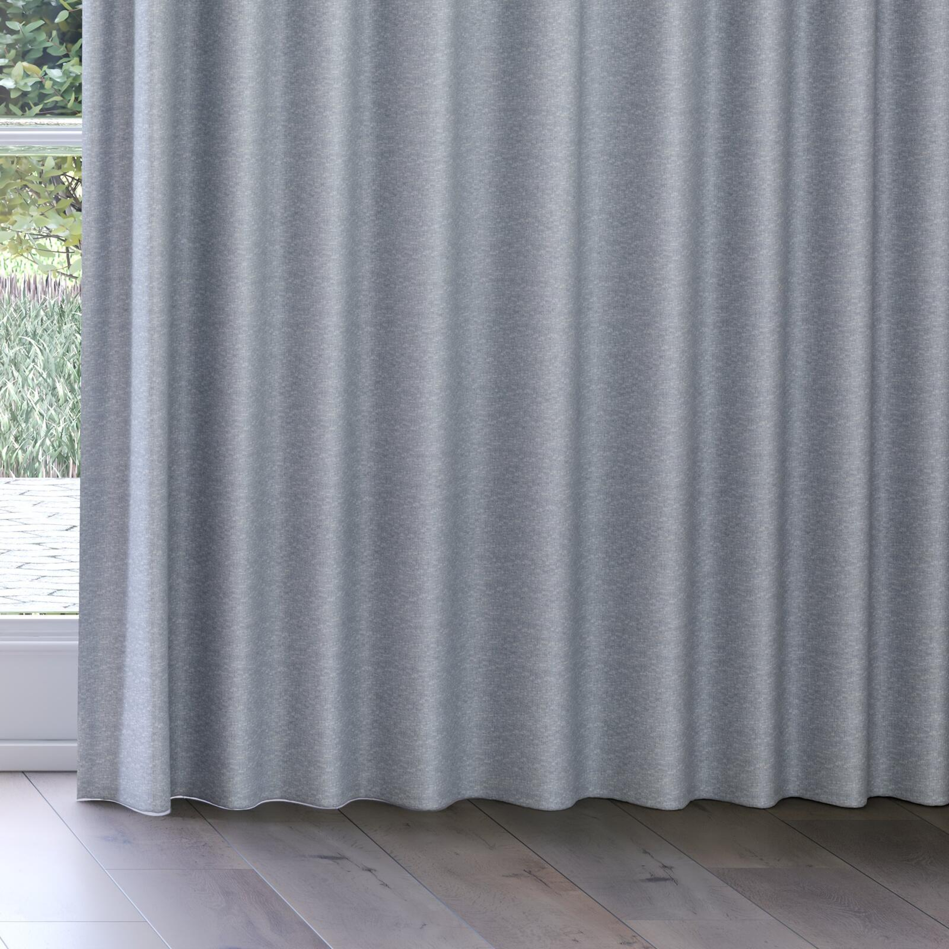 Bottom view of Goa Stellar, on curtain rail