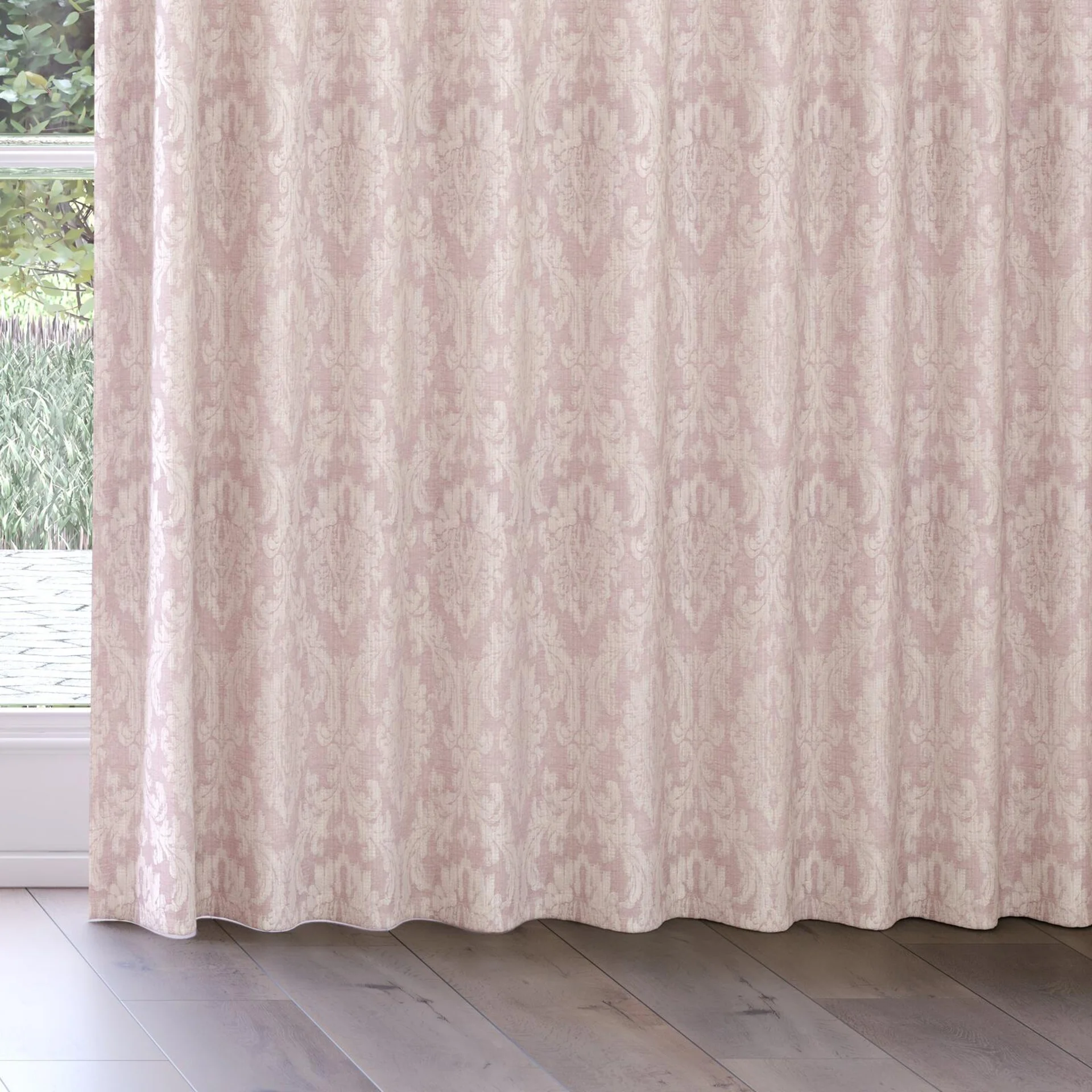Bottom view of Damian Blossom, on curtain rail