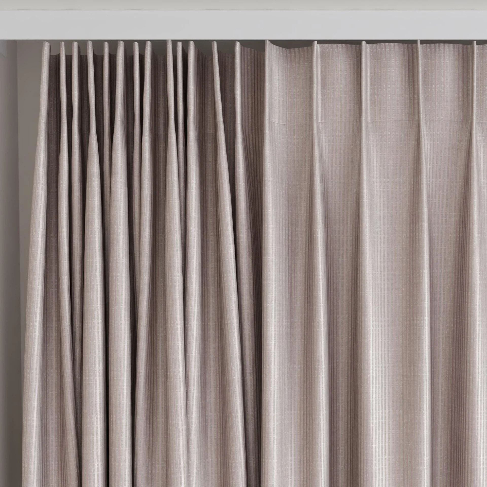 Top view of Leonardo Boudoir, on curtain rail