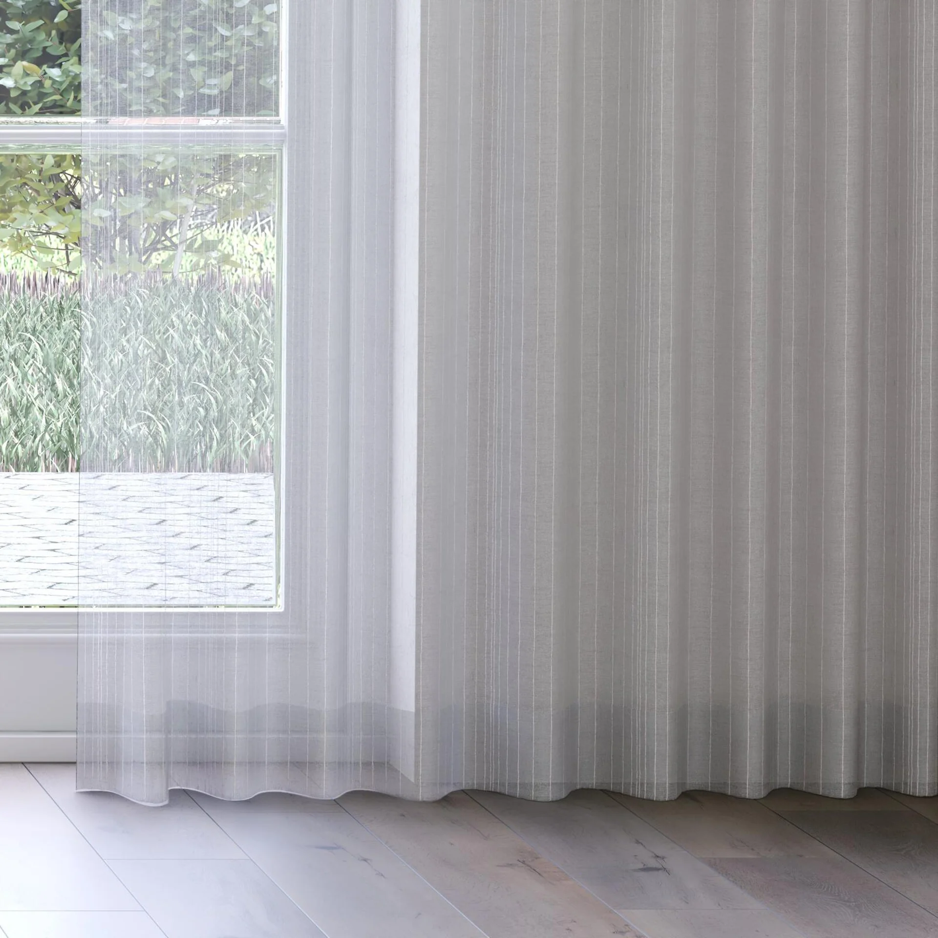 Bottom view of Mira Shadow, on curtain rail
