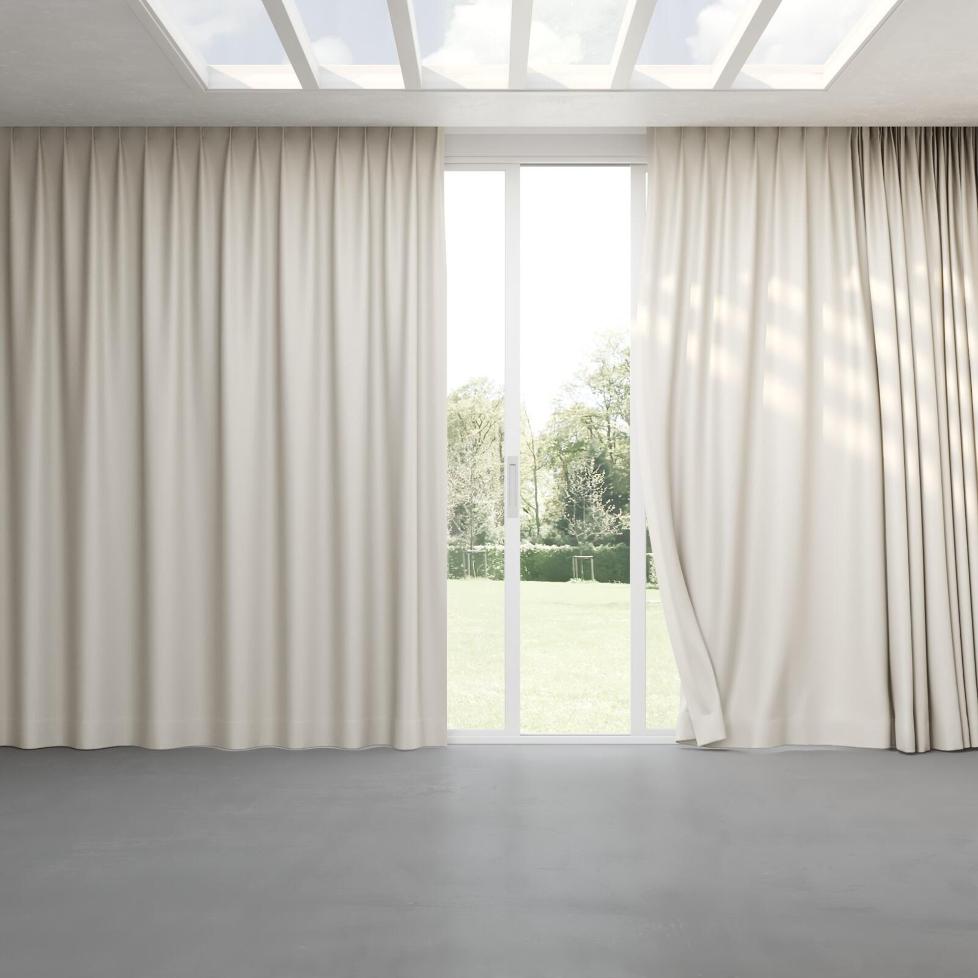 Full view of Soho Feather, pinch pleat