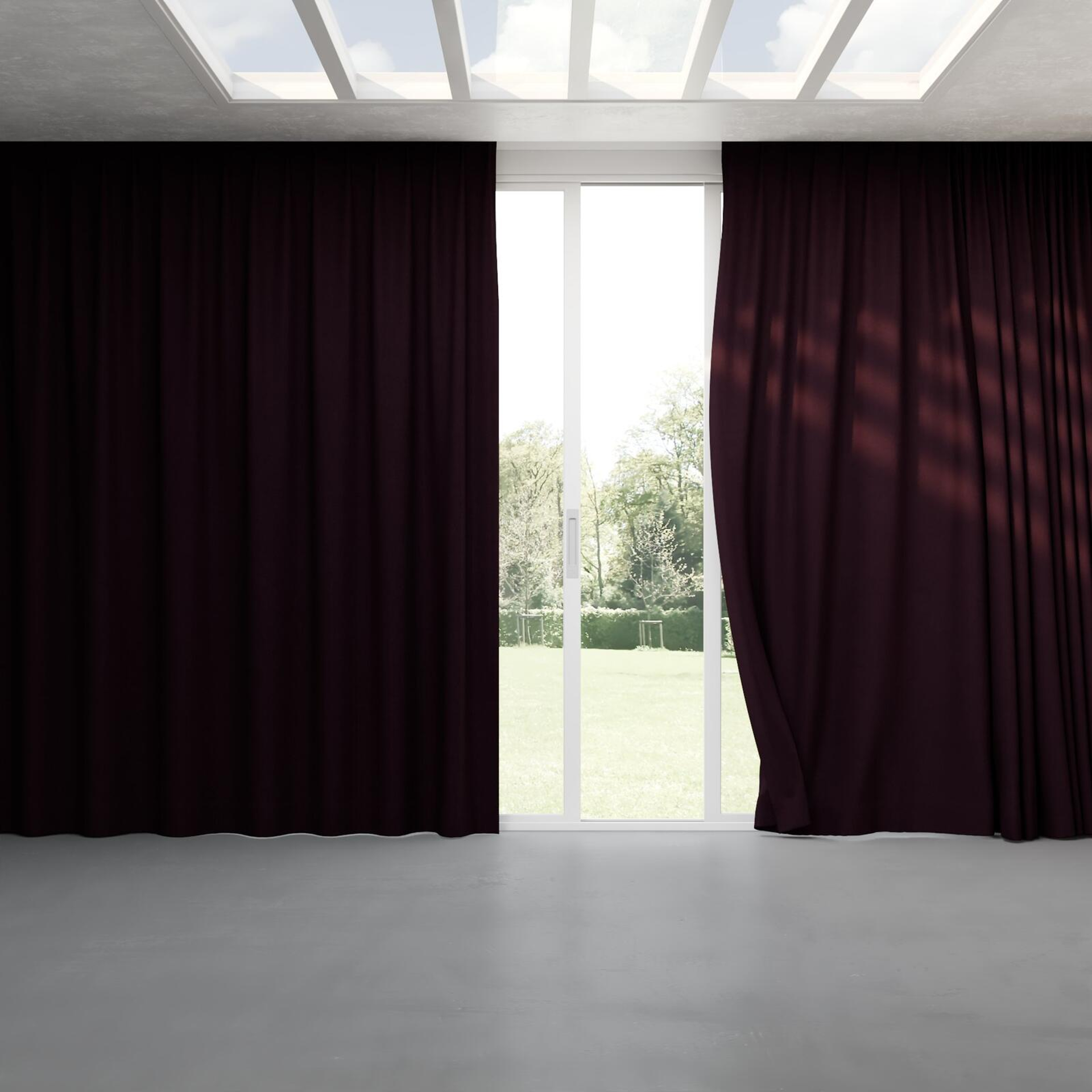 Full view of Lech Aubergine, pinch pleat