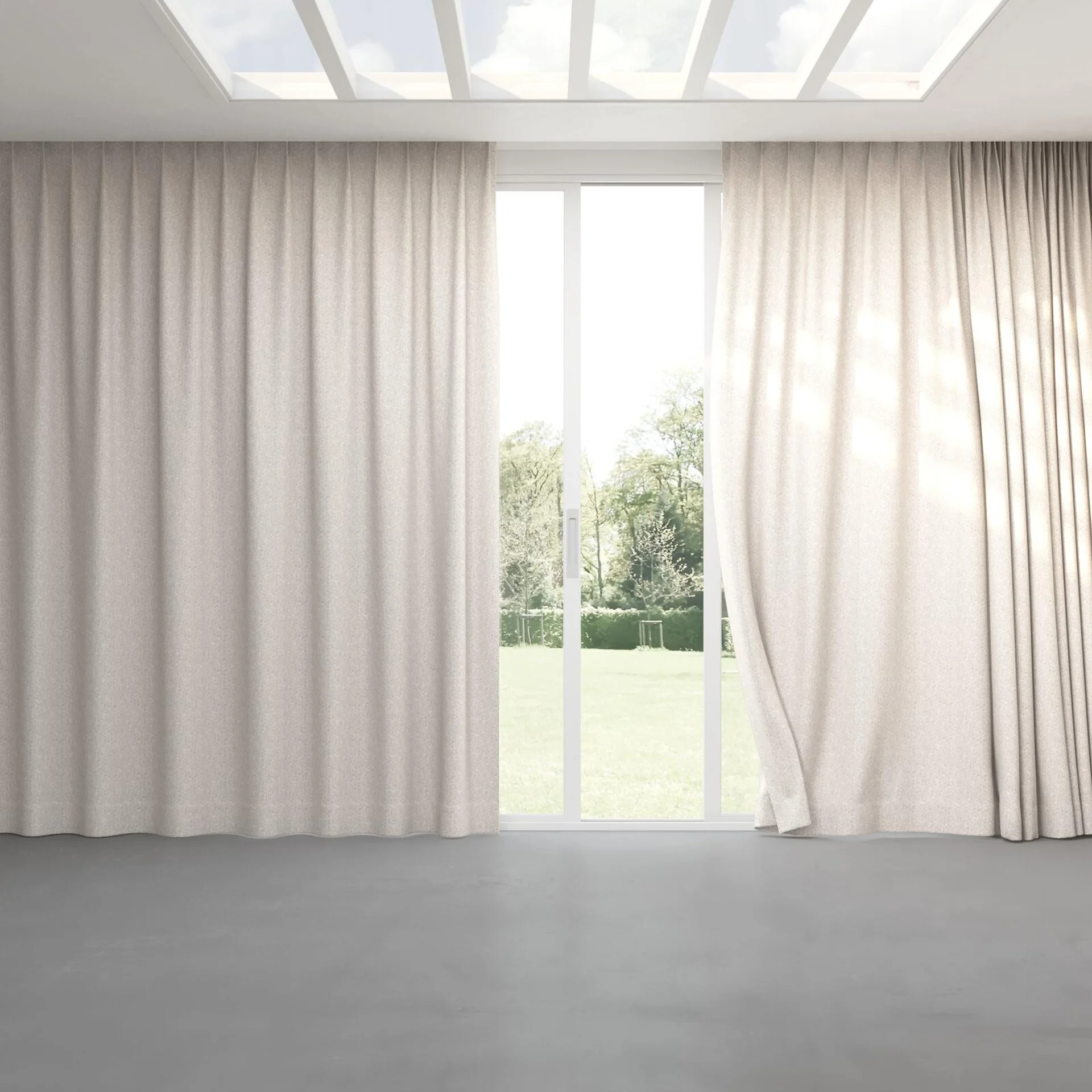 Full view of Cestino Bone, pinch pleat