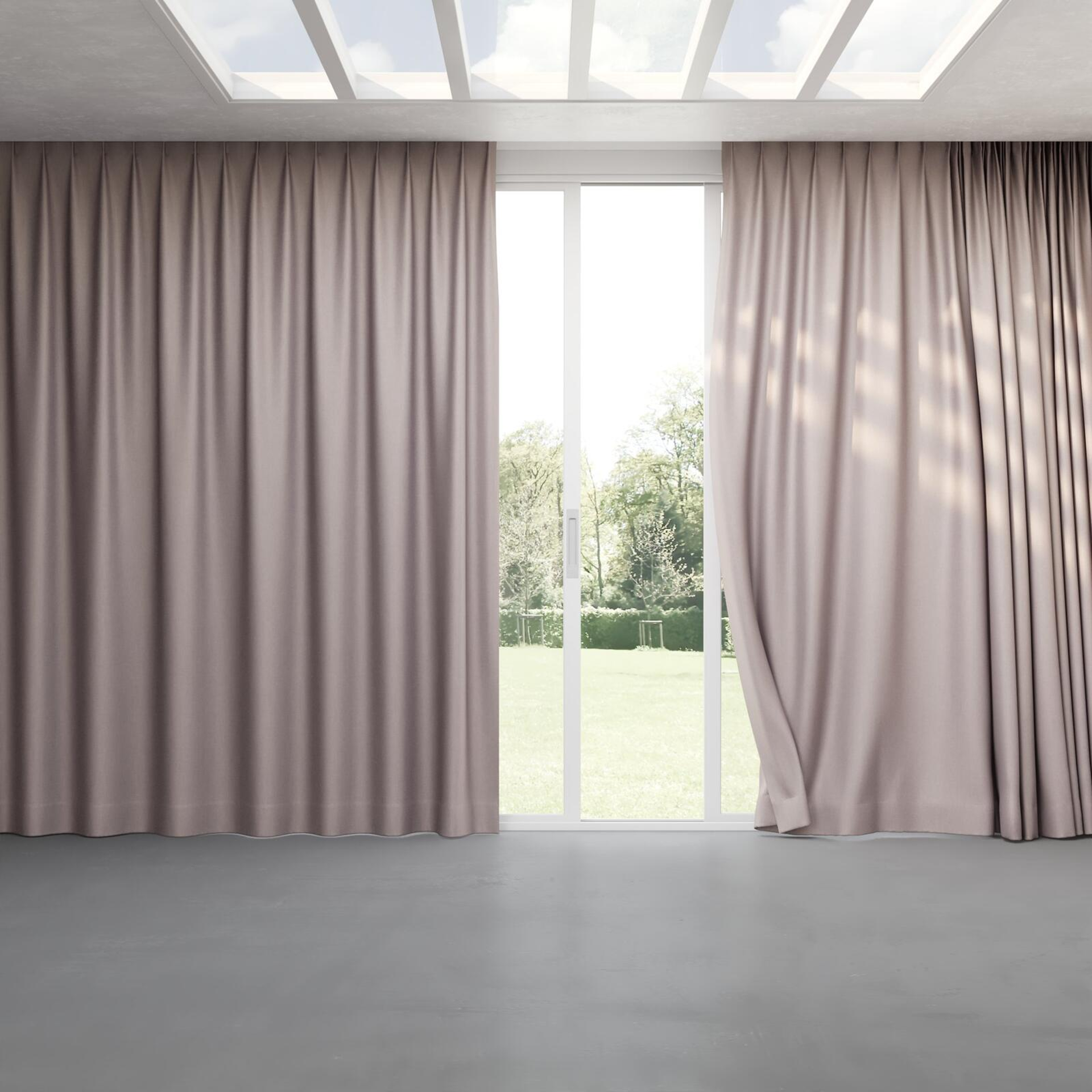 Full view of Tonga Pewter, pinch pleat