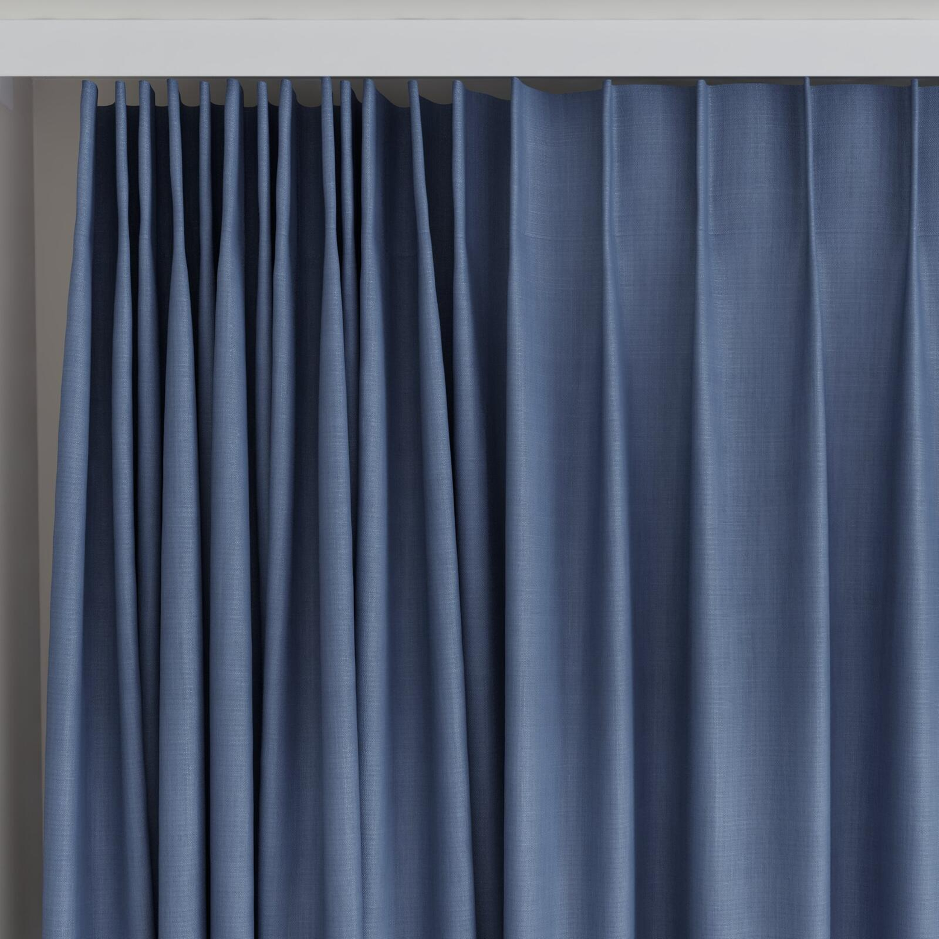 Top view of Lexicon Cadet, on curtain rail