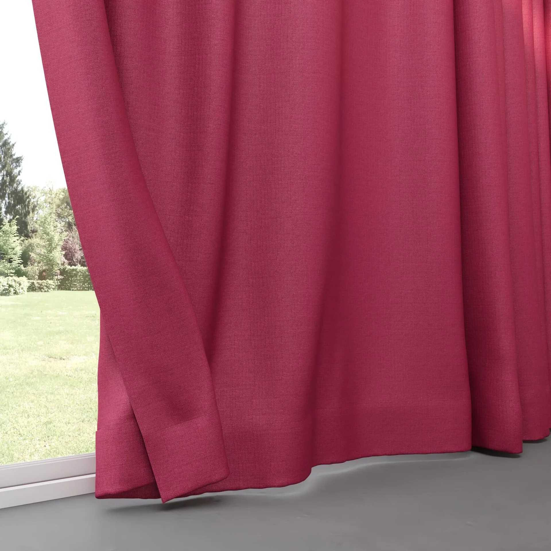 Bottom view of Linex Peony, pinch pleat