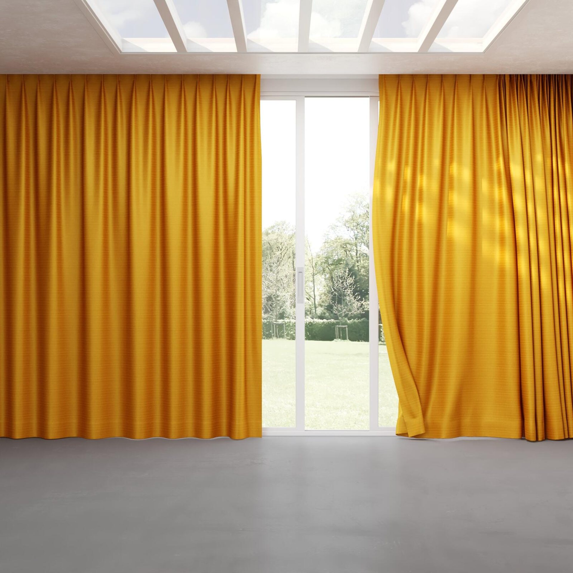 Full view of Silky Fusion, pinch pleat