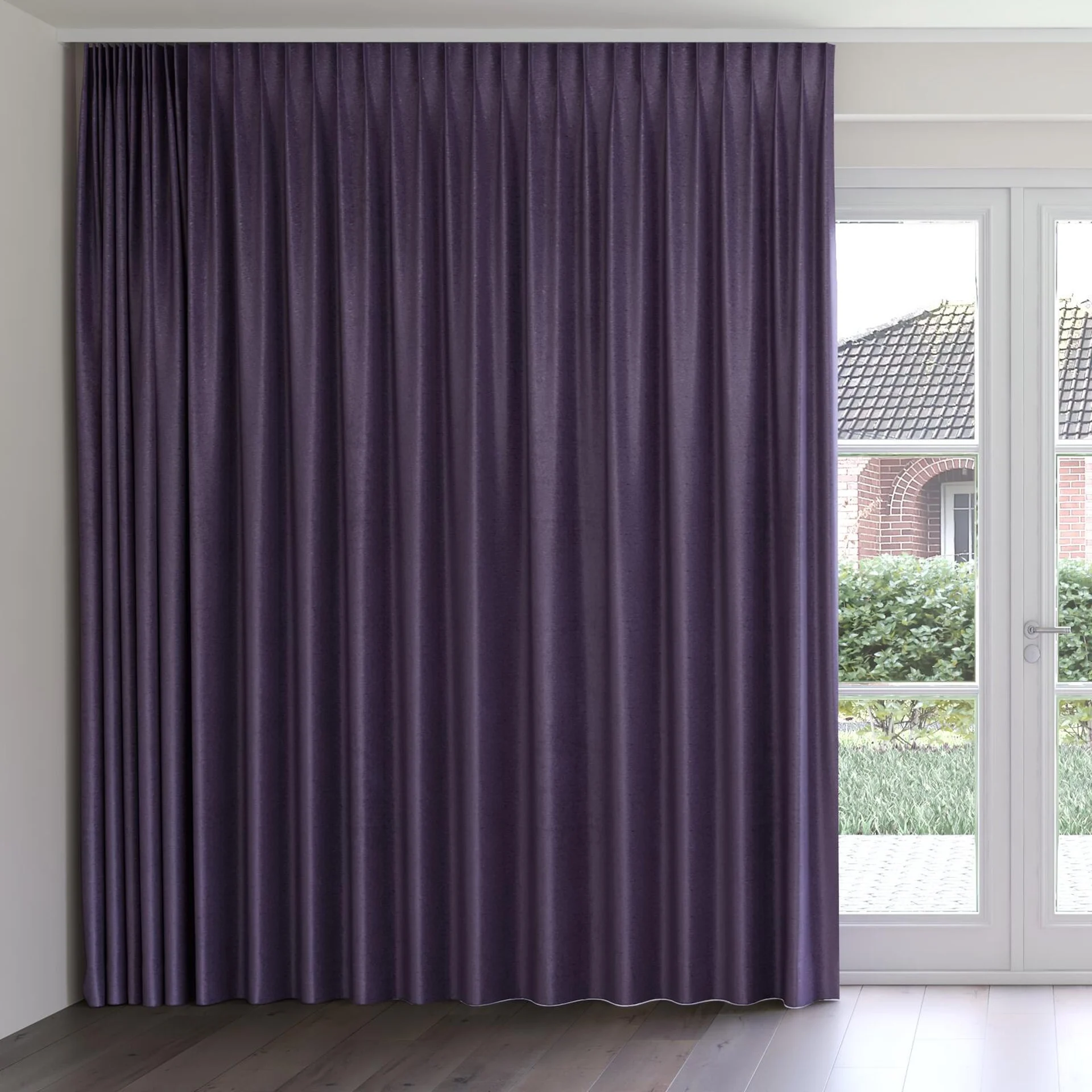 Front view of Lambada Sparrow, on curtain rail