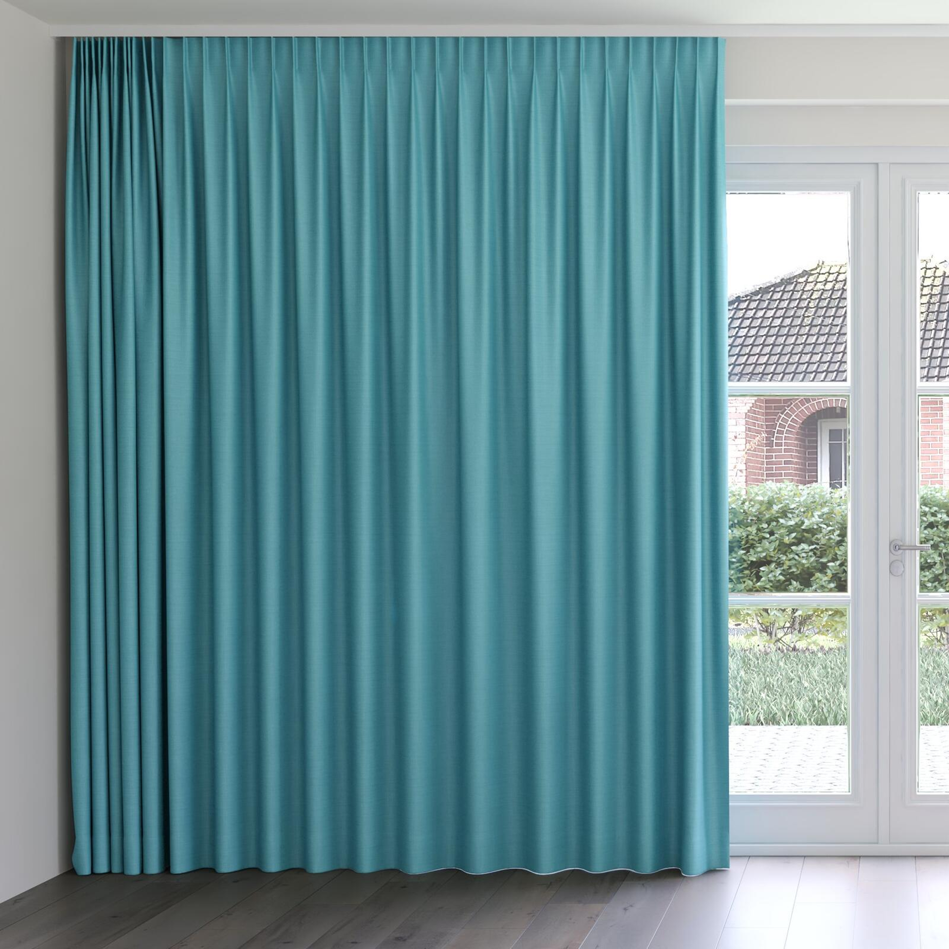 Front view of Linex Dragonfly, on curtain rail