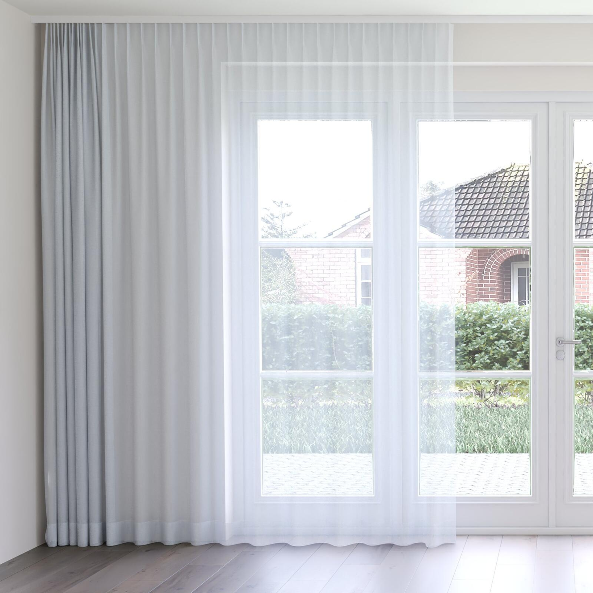 Front view of Sardinia Sky, on curtain rail