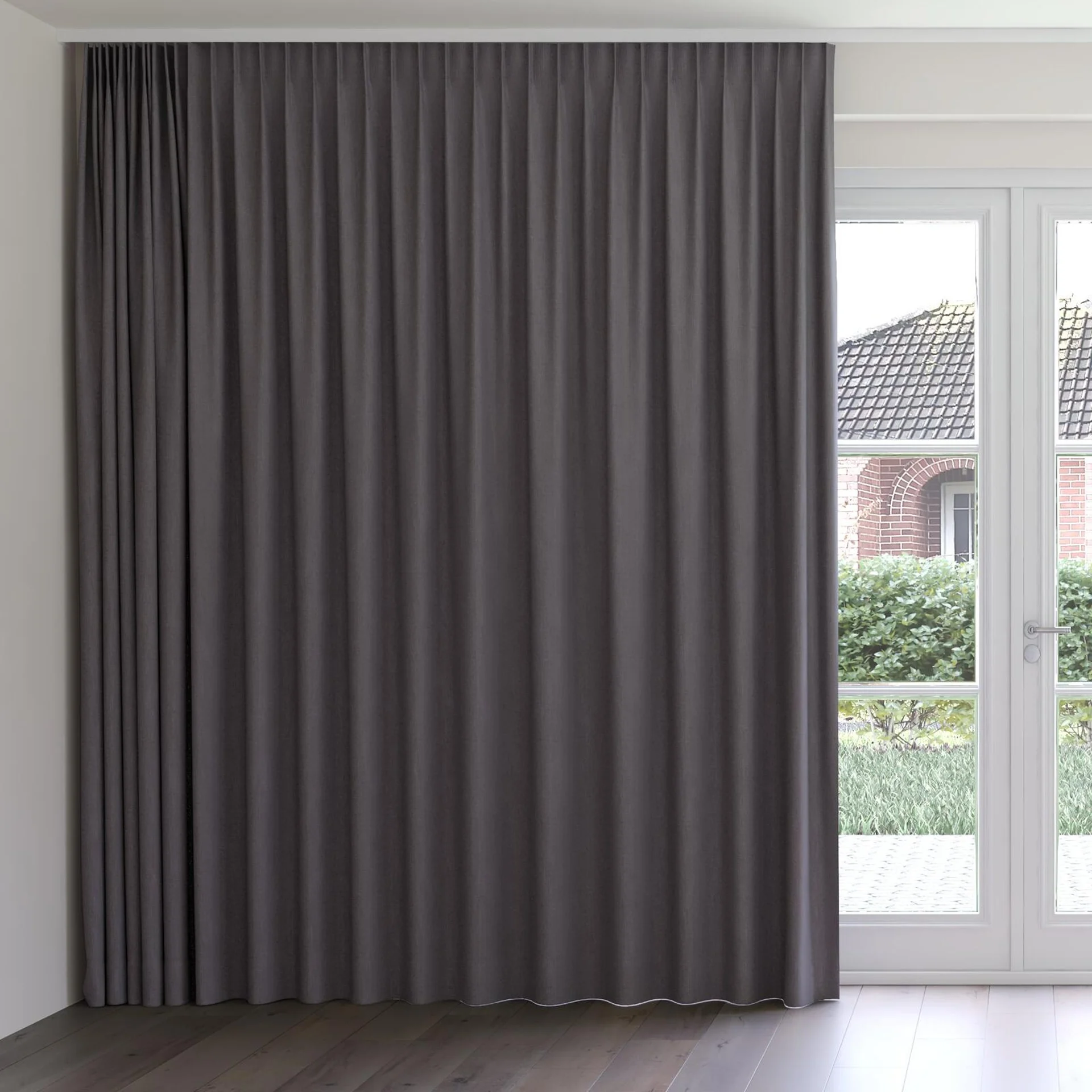 Front view of Northstar Dust, on curtain rail