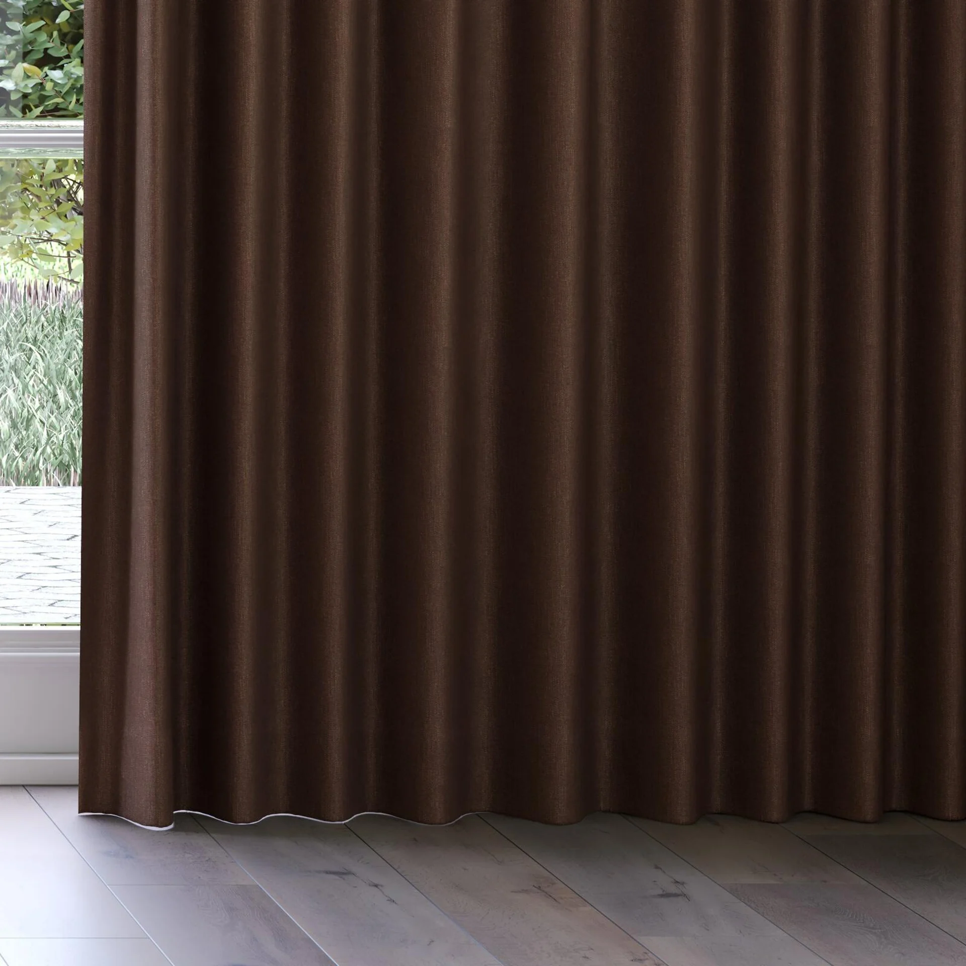 Bottom view of Bronco Cocoa, on curtain rail