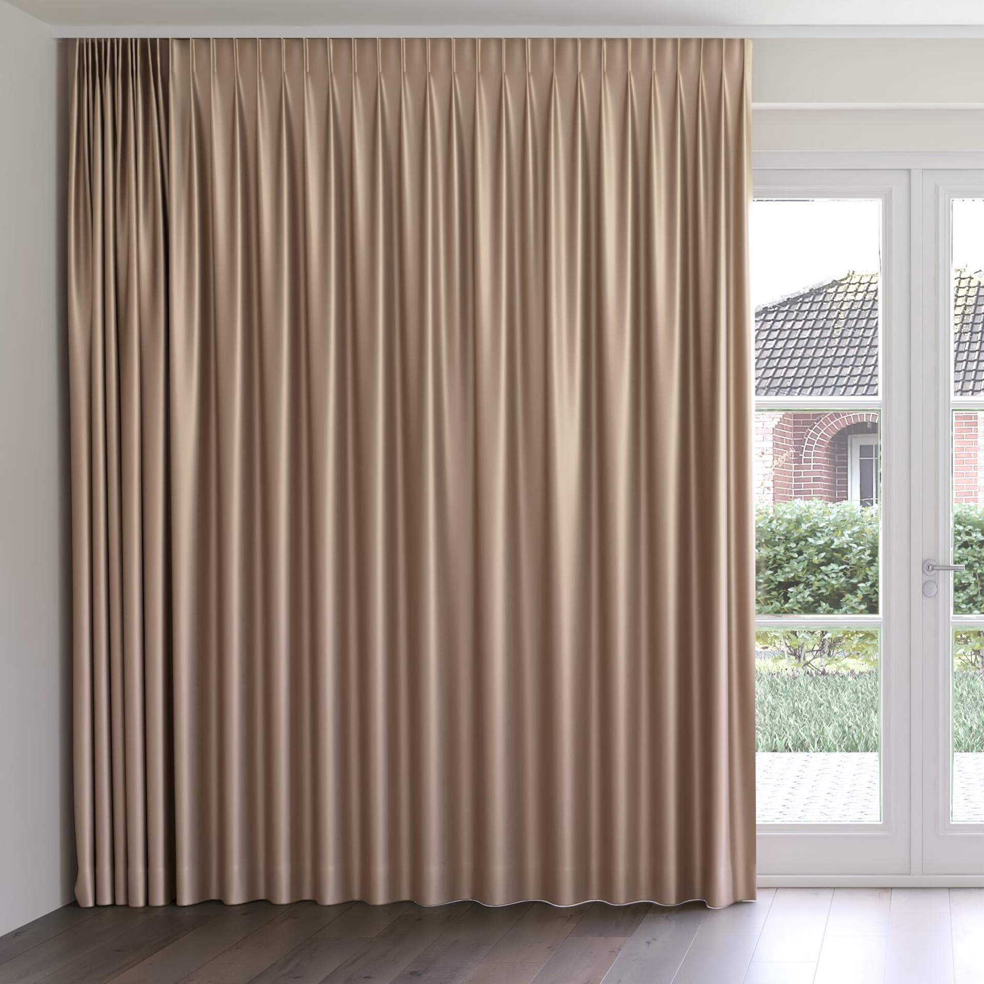 Front view of North Face Doe, on curtain rail