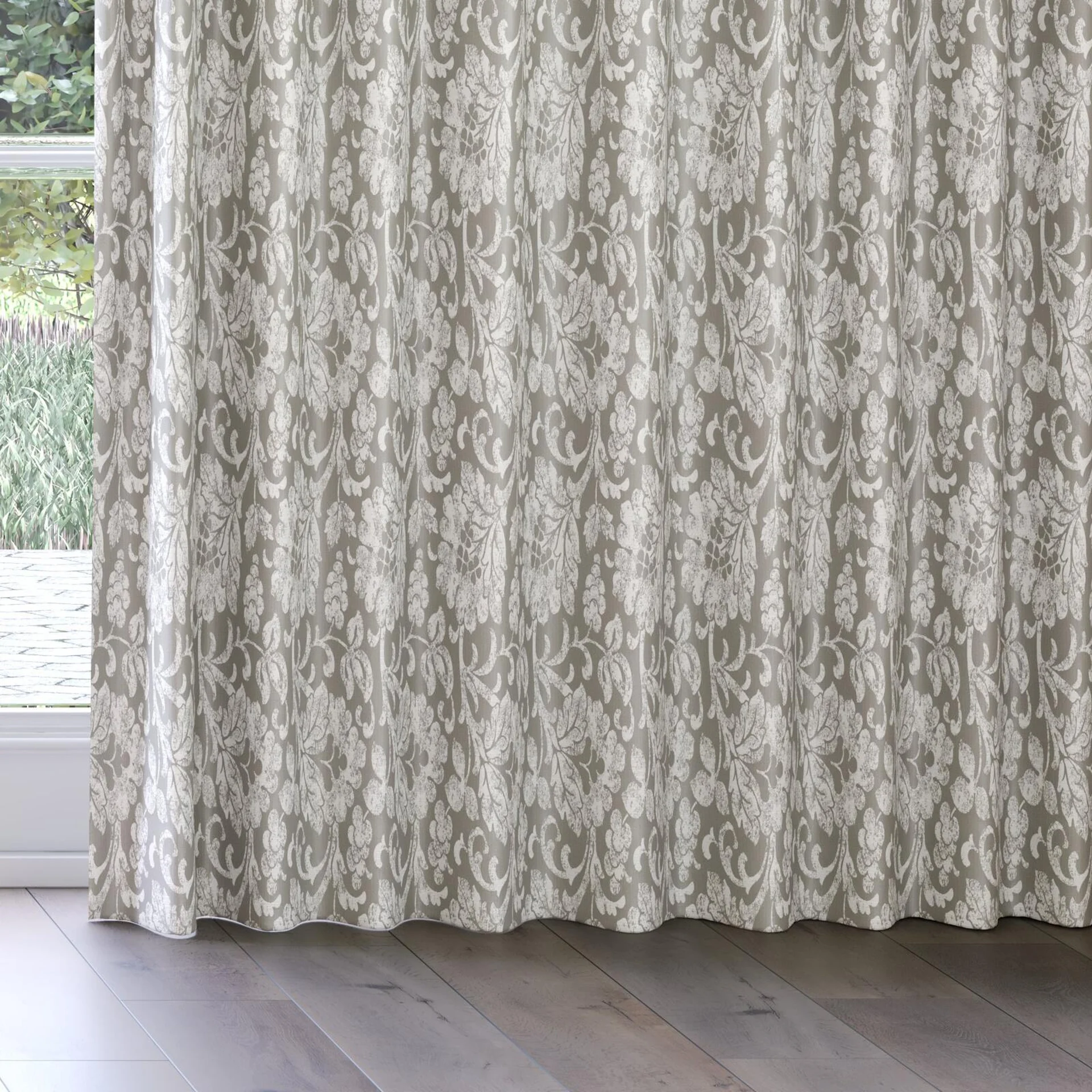Bottom view of Florentine Cream, on curtain rail
