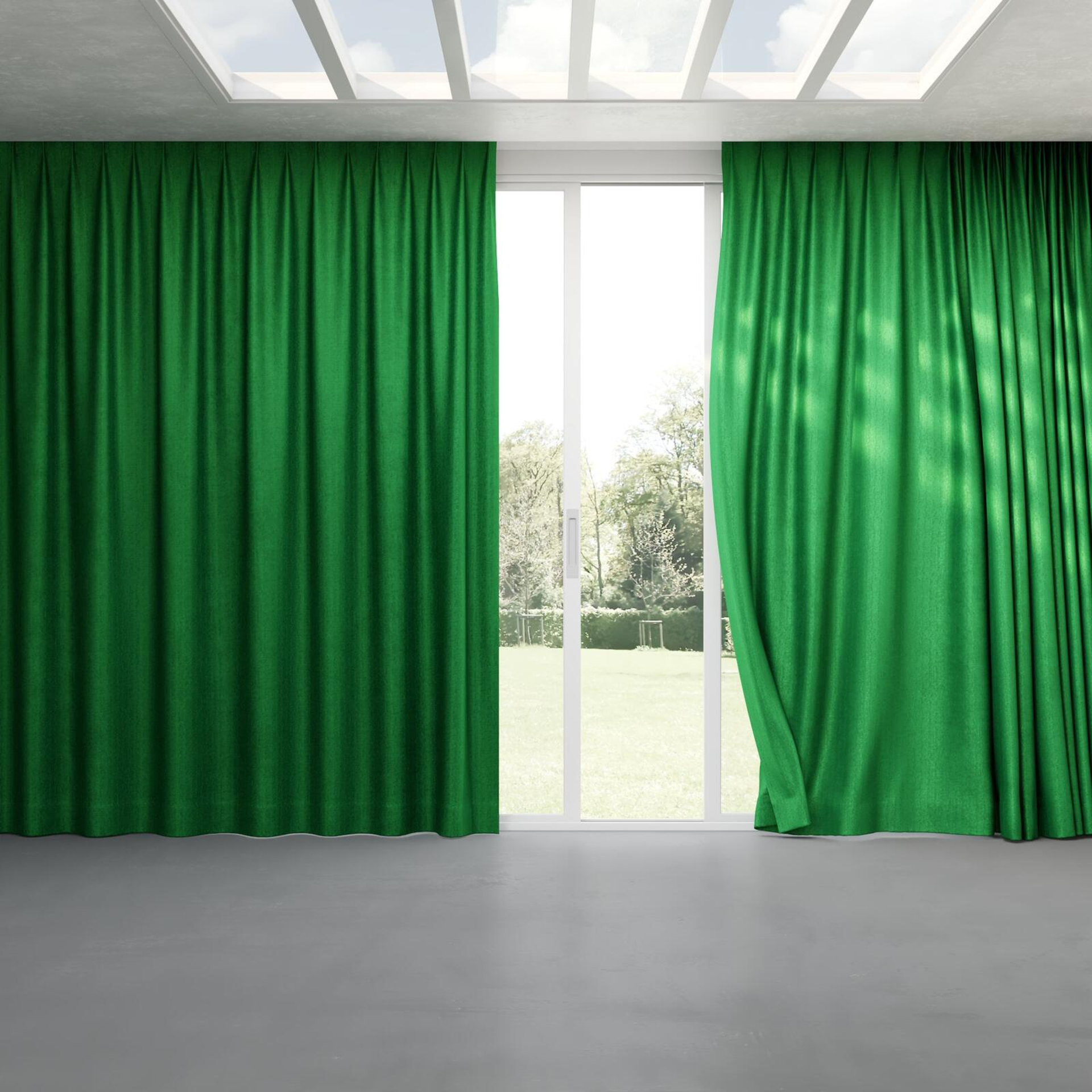 Full view of Hug Emerald, pinch pleat
