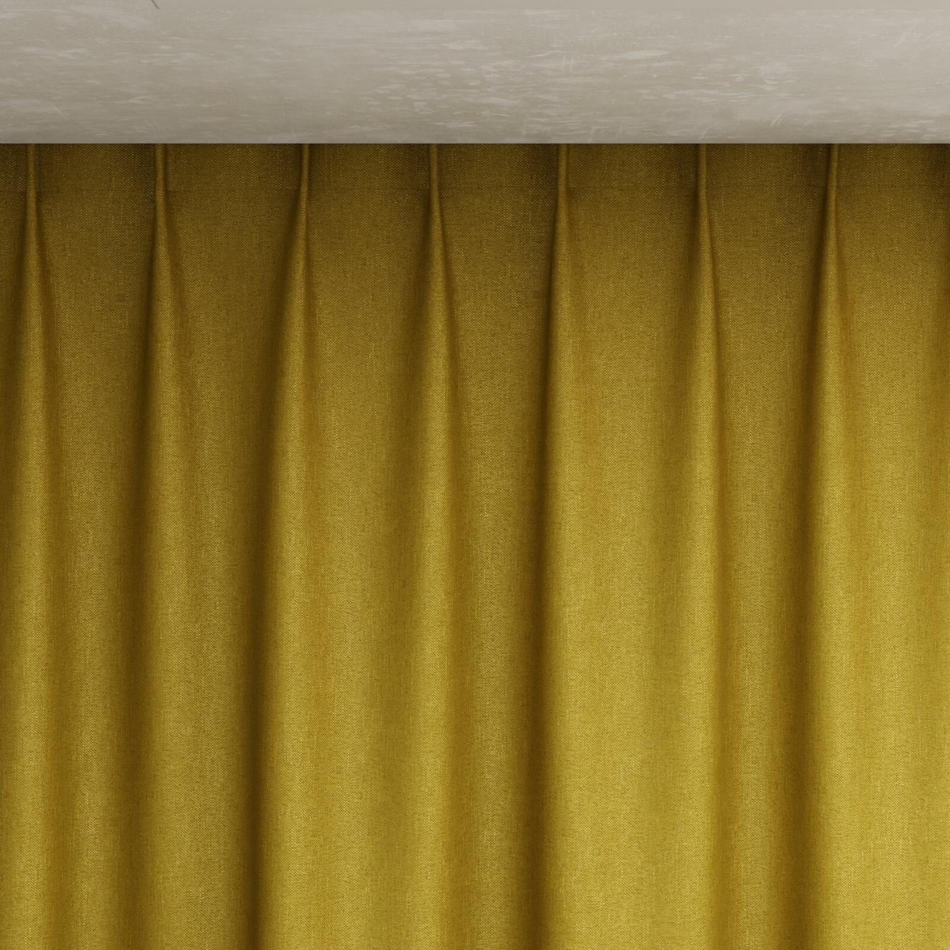 Top view of Bronco Pear, pinch pleat