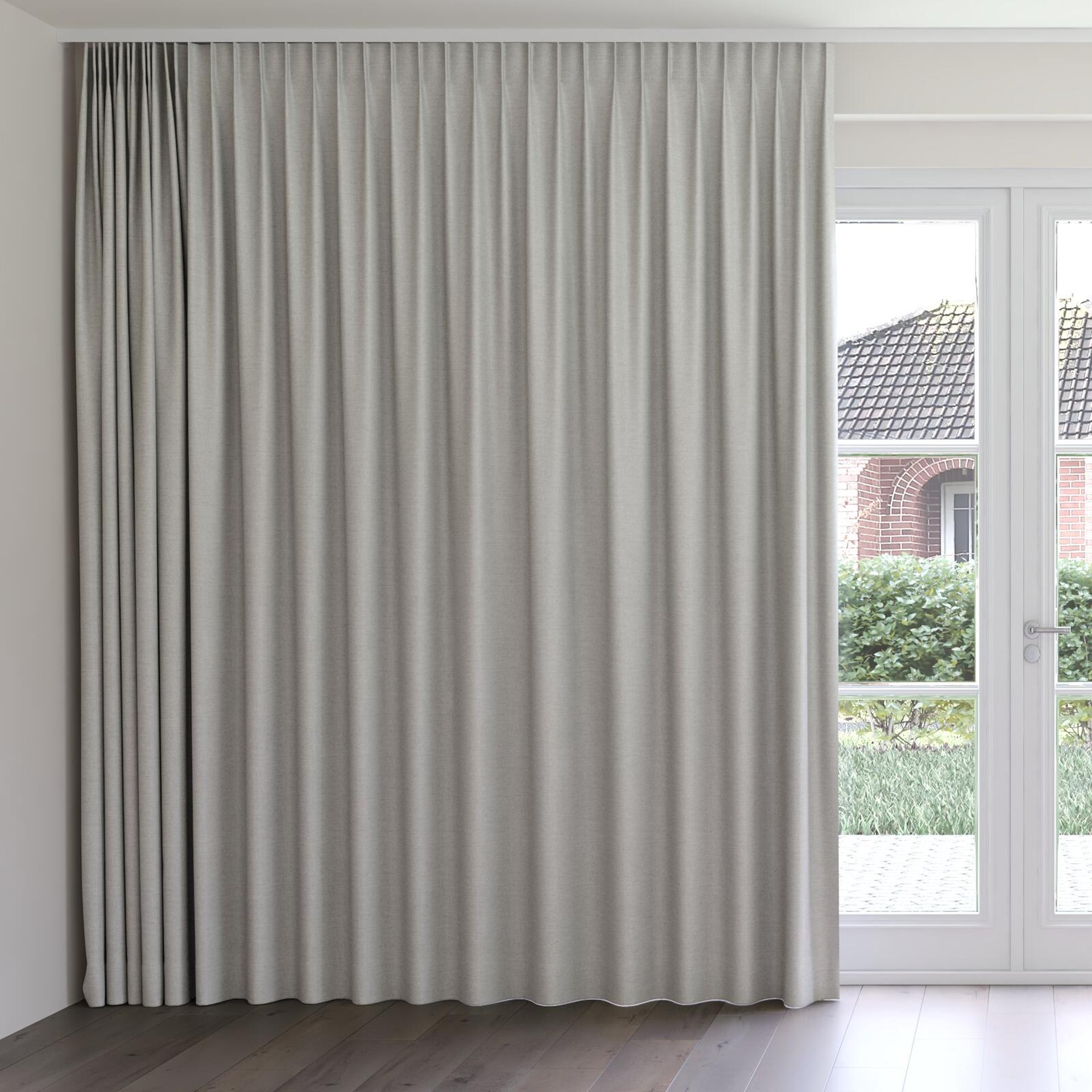 Front view of Bravo Feather, on curtain rail