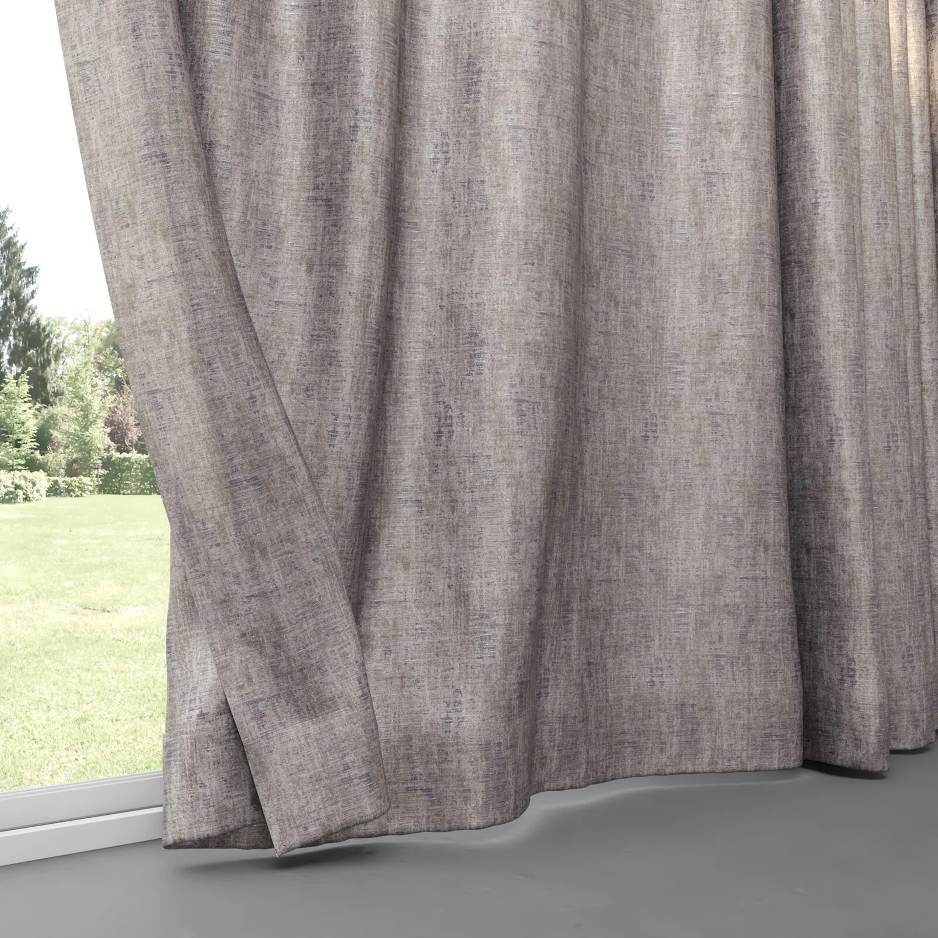 Bottom view of Nominee Zinc, pinch pleat
