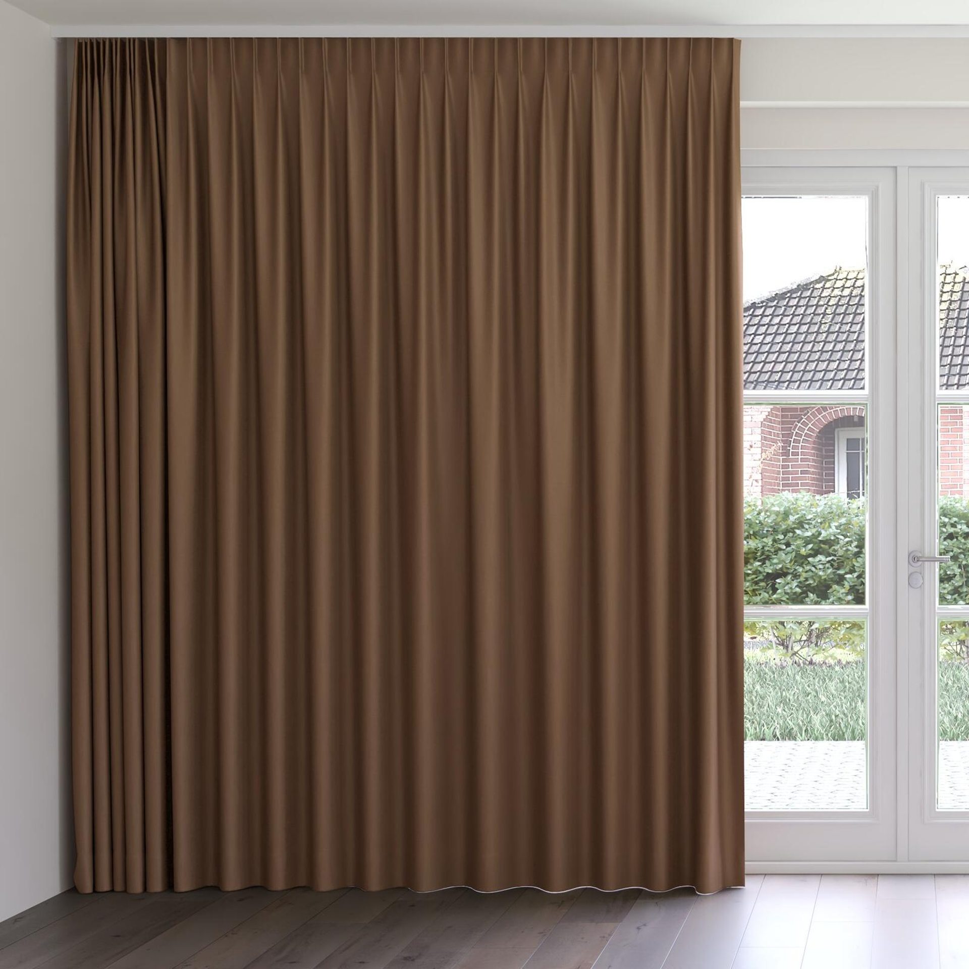 Front view of Atelier Sumac, on curtain rail